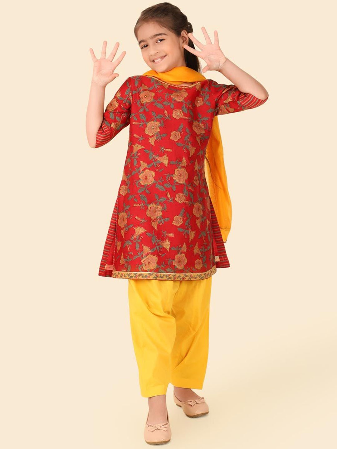 

Fabindia Girls Ethnic Motifs Printed Cotton Silk Straight Kurta With Salwar & Dupatta, Red
