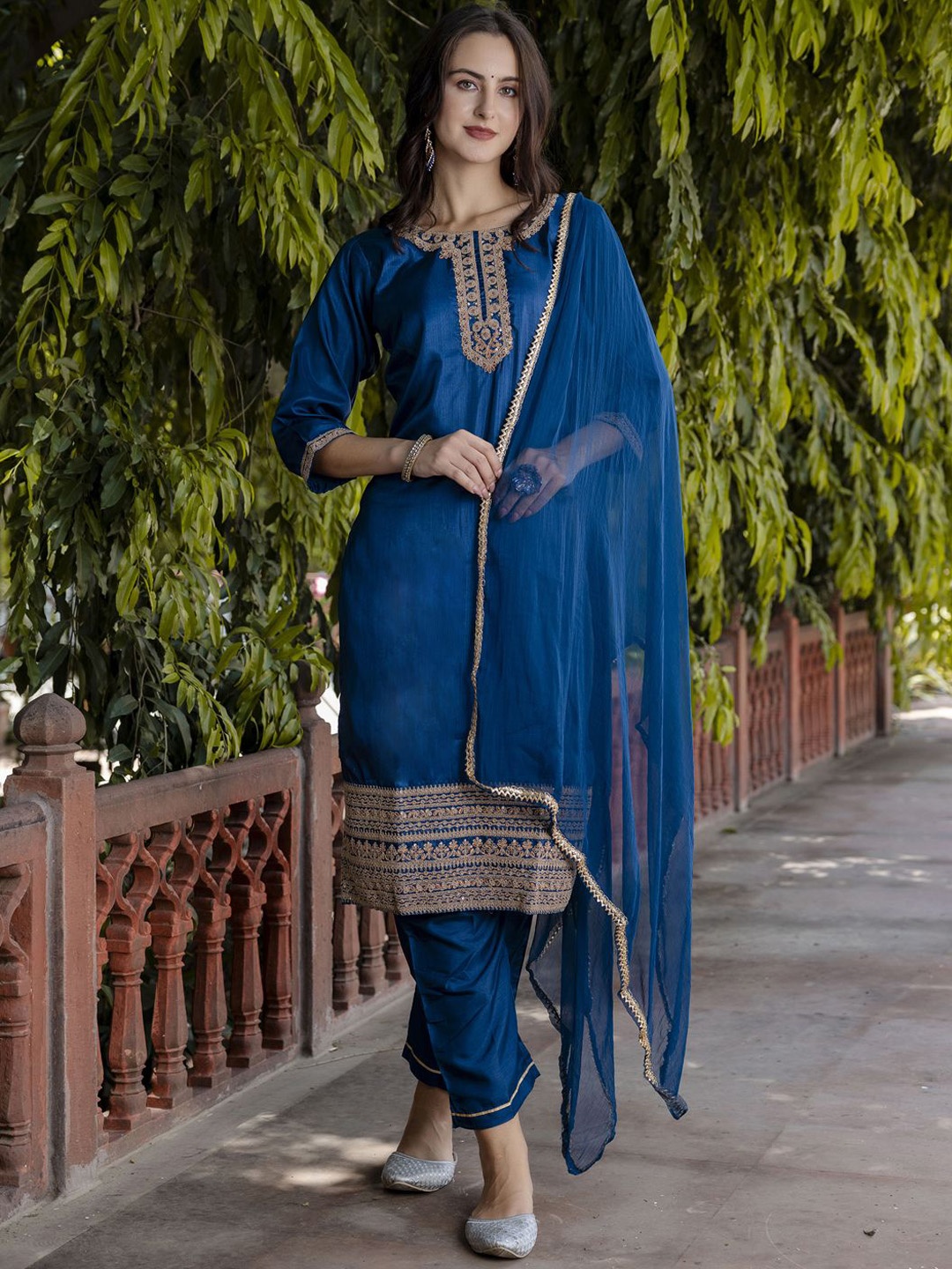 

VredeVogel Floral Embroidered Yoke Design Straight Zari Kurta With Trousers & Dupatta, Blue