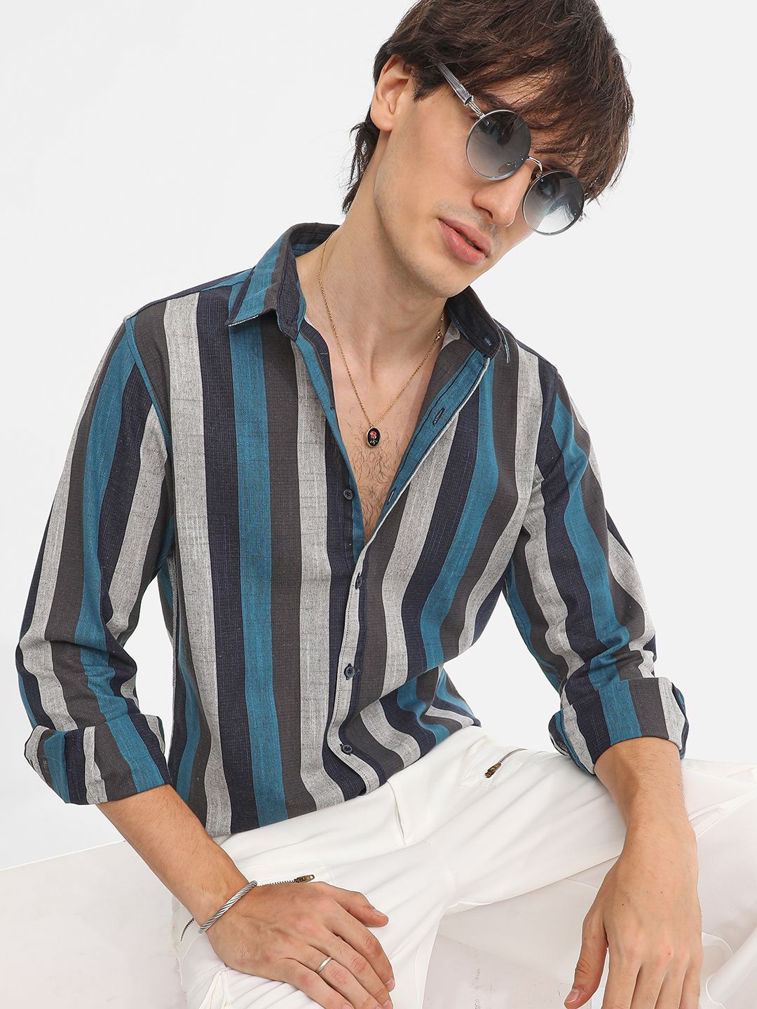 

Campus Sutra Men Comfort Spread Collar Striped Printed Cotton Casual Shirt, Multi