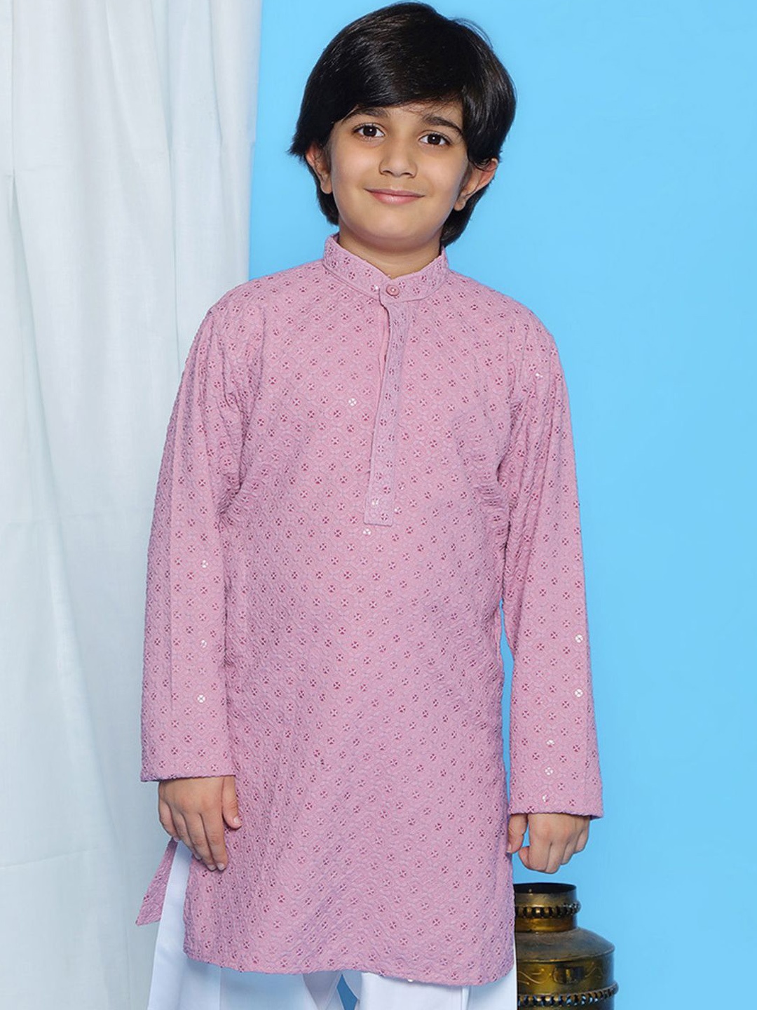 

Aj DEZInES Boys Floral Embroidered Band Collar Sequins Straight kurta, Lavender