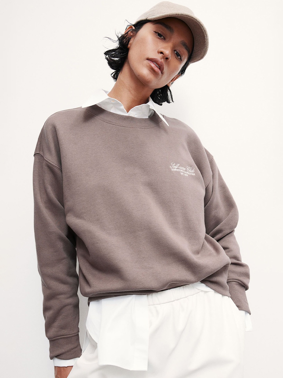 

H&M Text-Motif Sweatshirts, Beige