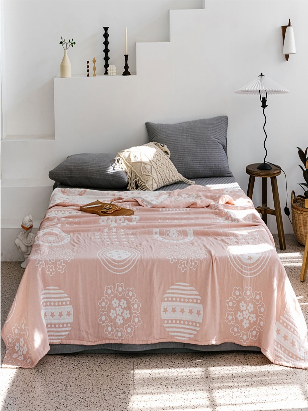 

JC HOME Pink & White Floral AC Room 350 GSM Single Bed Quilt