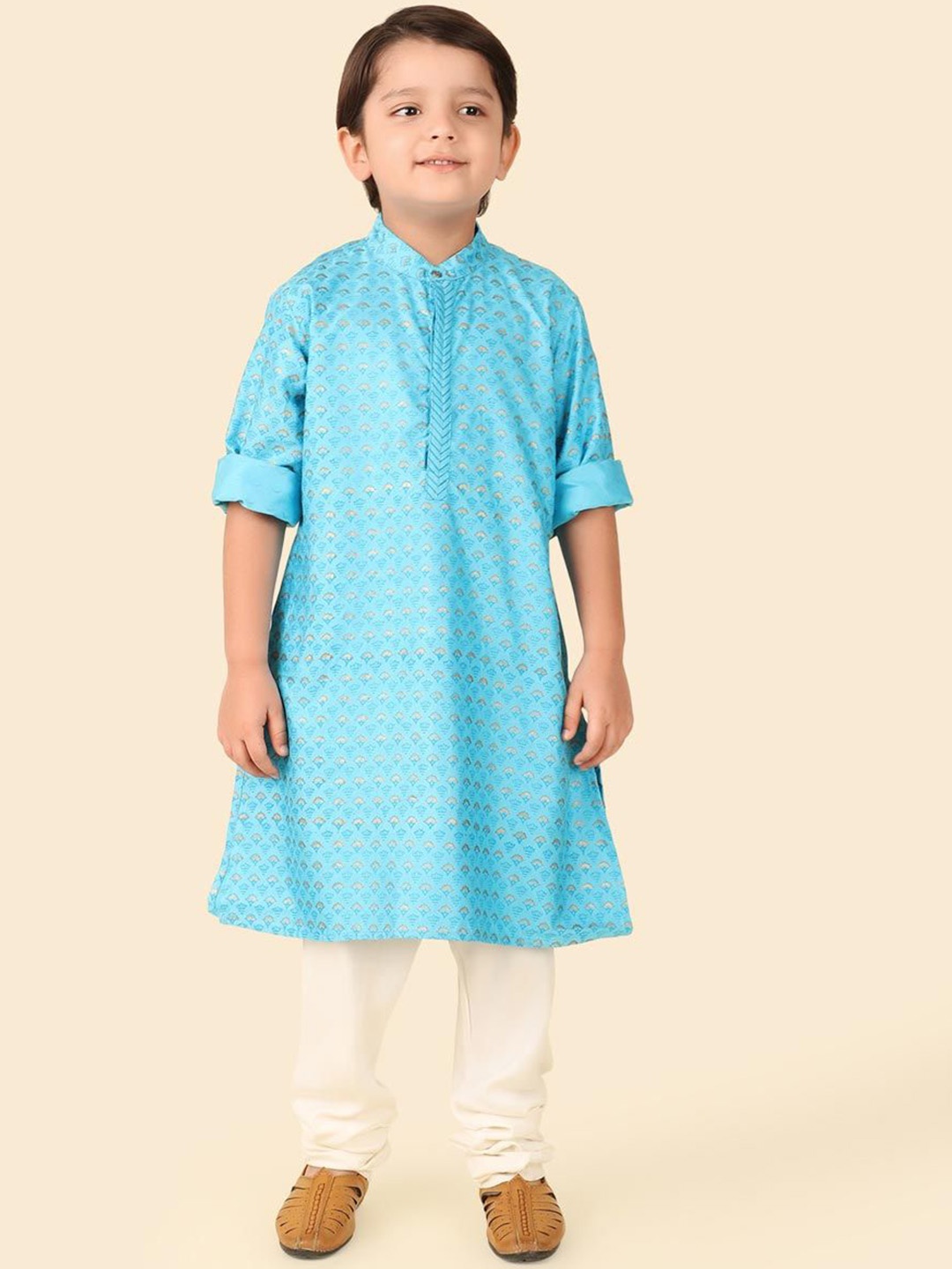 

Fabindia Boys Ethnic Motifs Printed Band Collar Straight Kurta, Blue