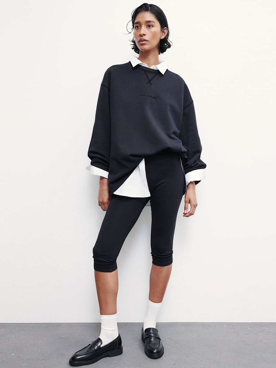 

H&M Loose Fit Sweatshirts, Black