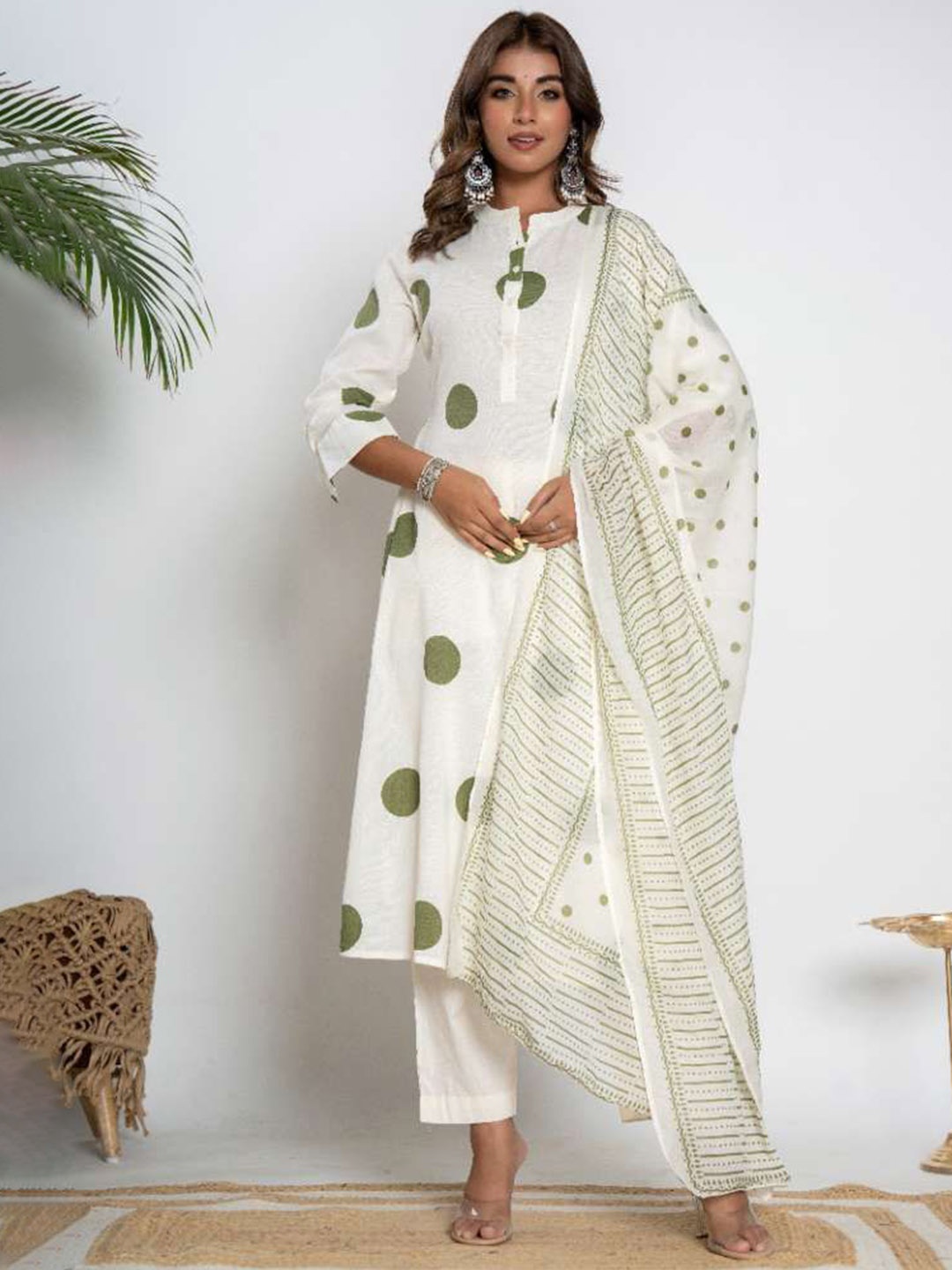 

DIZON Geometric Printed Mandarin Collar Pure Cotton Anarkali Kurta With Trousers & Dupatta, Green