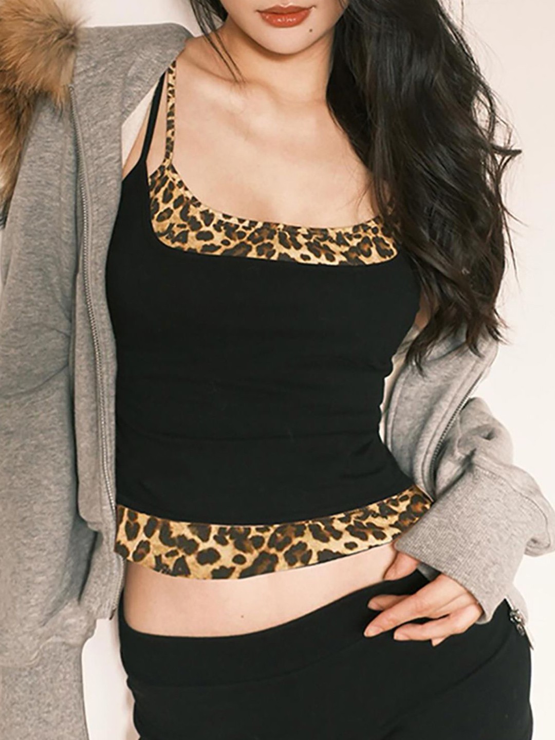 

StyleCast x Revolte Women Animal Printed Shoulder Straps Top, Black