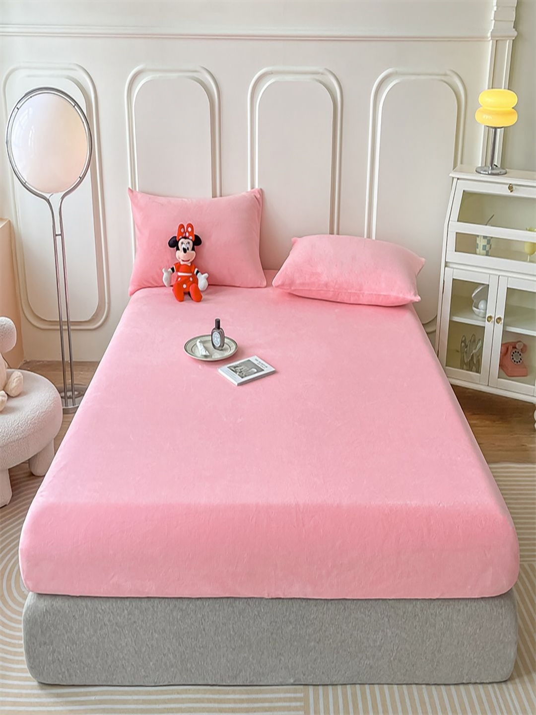 

JC HOME Pink 160 TC Queen Fitted Bedsheet with 2 Pillow Covers