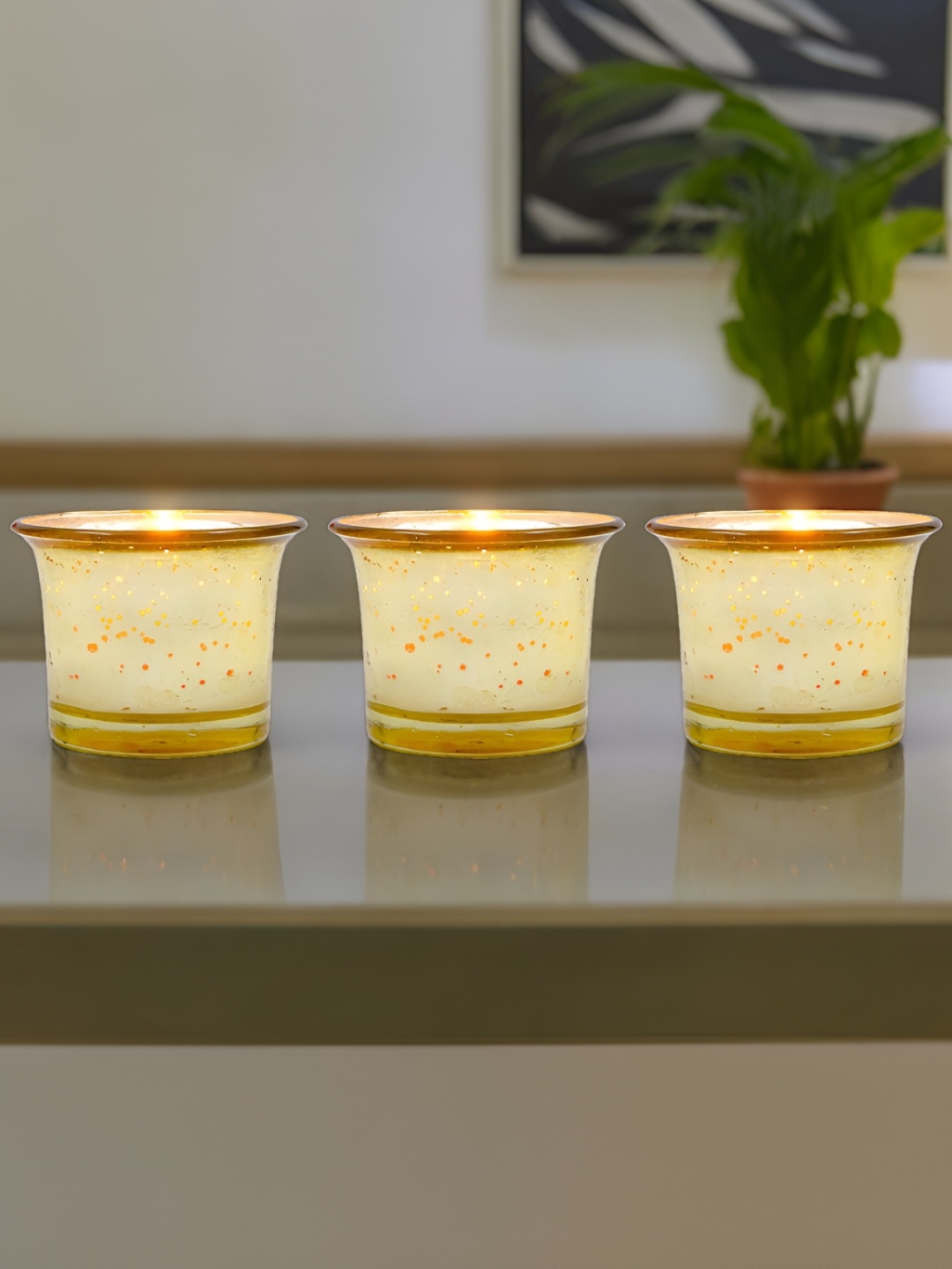

HOSLEY Gold-Toned 3 Pieces Glass Candle Holder