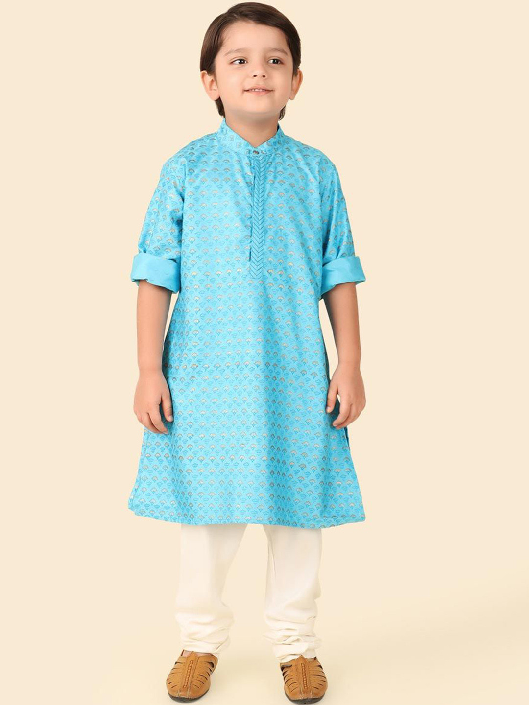 

Fabindia Boys Ethnic Motifs Printed Band Collar Straight Kurta, Blue