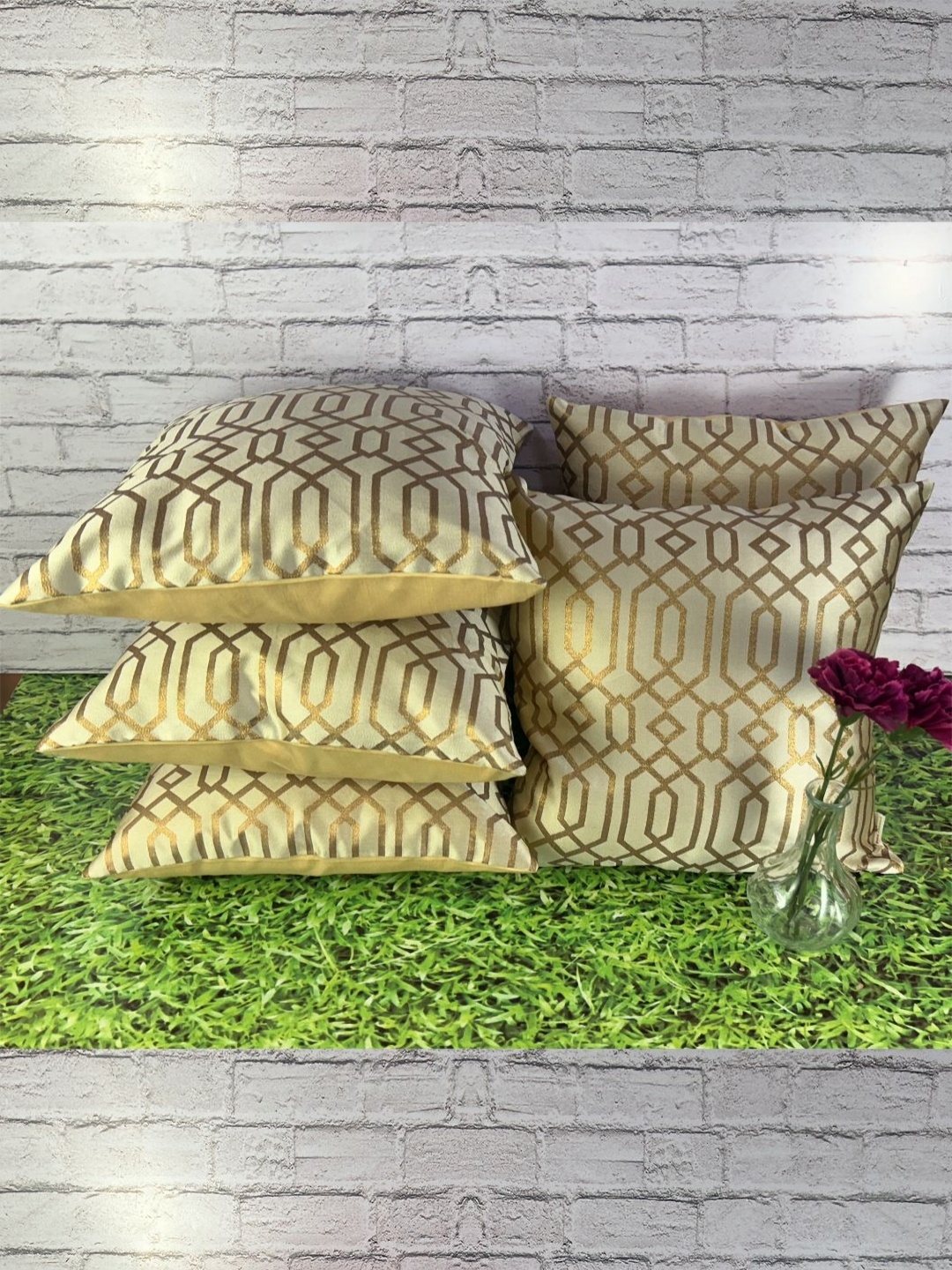 

Pink Parrot Gold-Toned Set of 5 Geometric Jacquard Square Cushion Covers