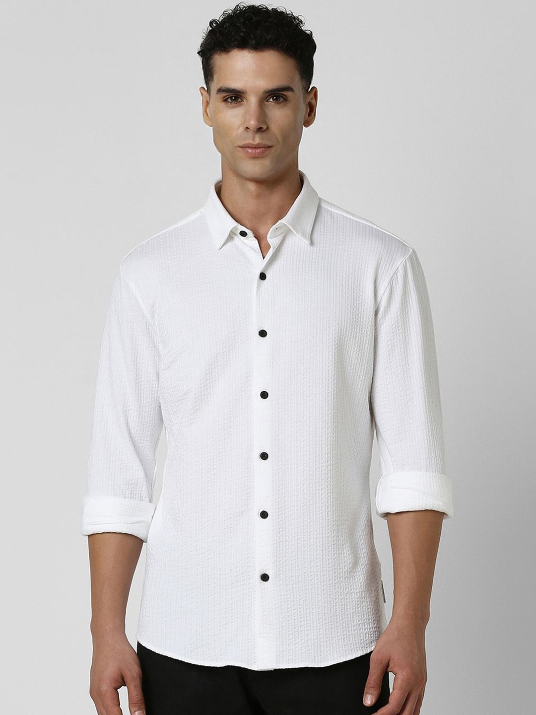 

V Dot Men Slim Fit Opaque Party Shirt, White