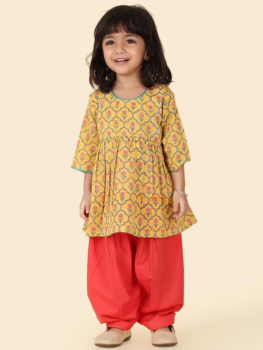 

Fabindia Girls Floral Printed Round Neck A-Line Pure Cotton Kurta With Salwar, Yellow