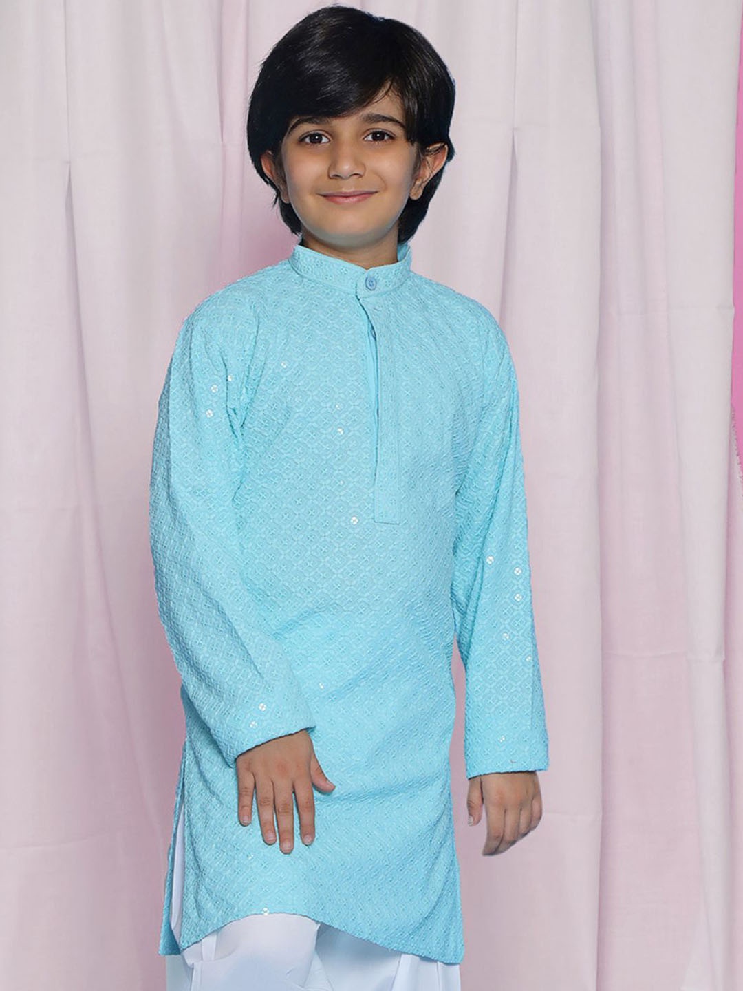 

Aj DEZInES Boys Floral Embroidered Band Collar Sequins Straight Kurta, Blue