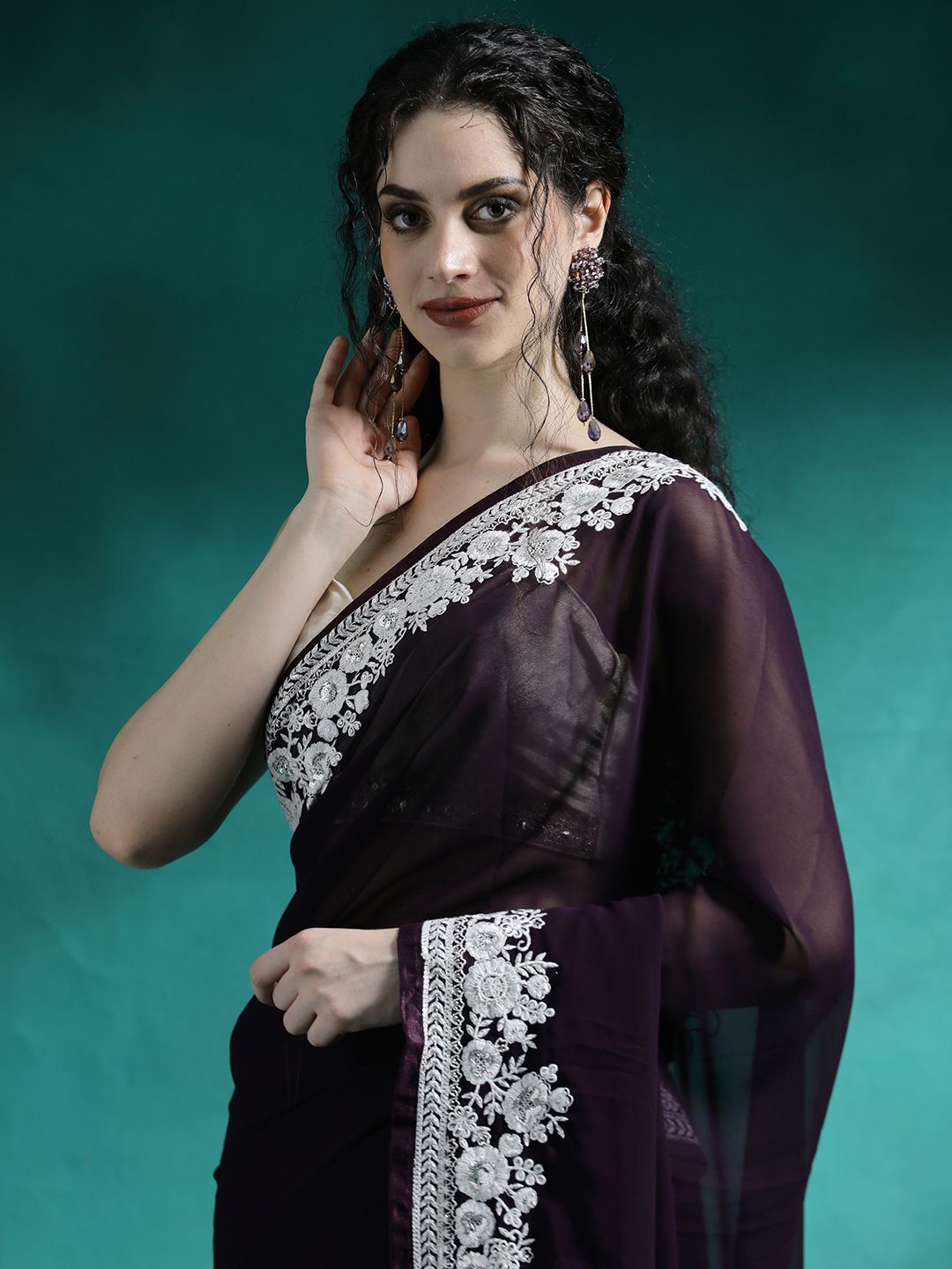 

Sangria Embroidered Solid Georgette Saree, Purple