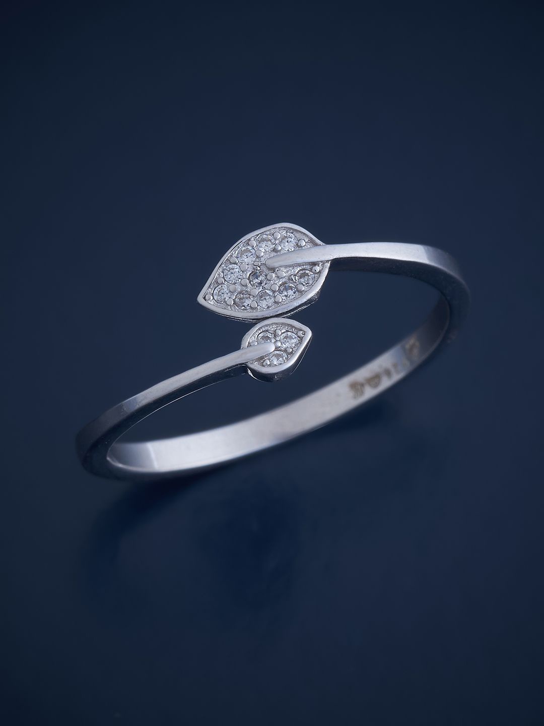 

Kushal's Fashion Jewellery 92.5 Pure Silver Plated Cubic Zirconia Studded Finger Ring
