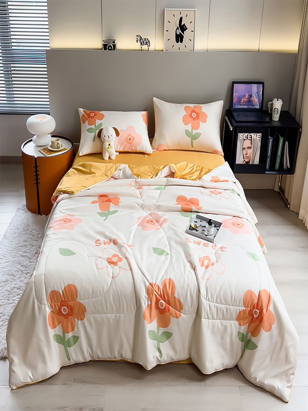 

JC HOME Yellow & White Floral Printed Double Queen Regular Bedding Set