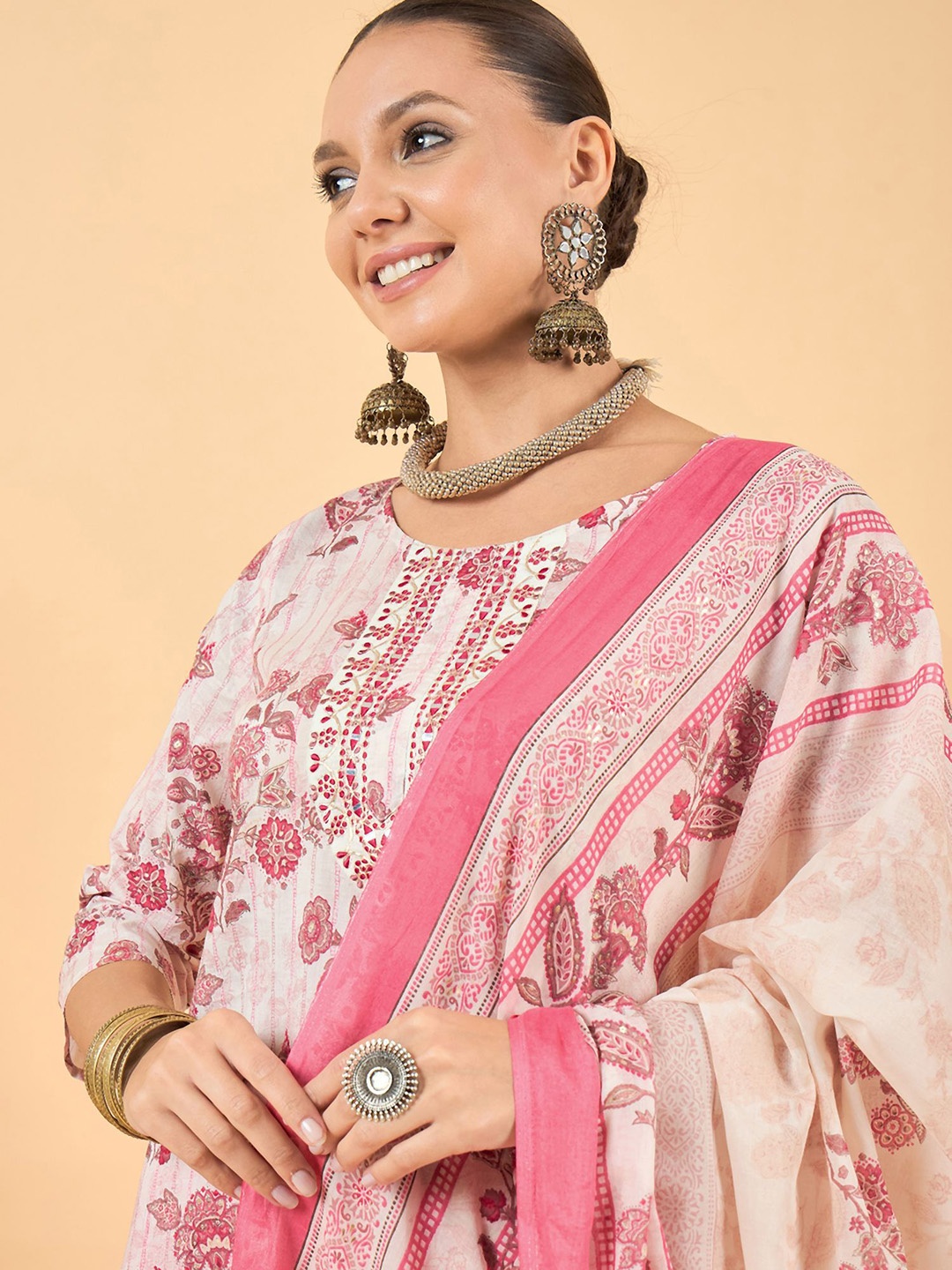 

Sangria Floral Printed Thread Work Pure Cotton Kurta with Trousers & Dupatta, Pink