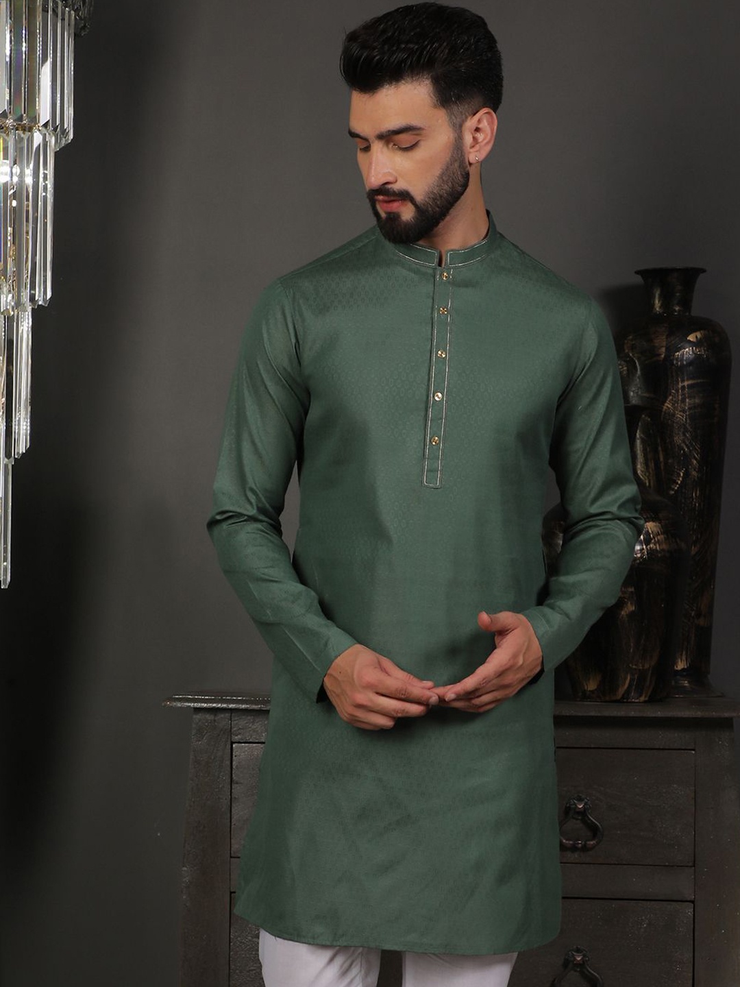 

DEYANN Geometric Woven Design Mandarin Collar Jacquard Weave Straight Kurta, Green