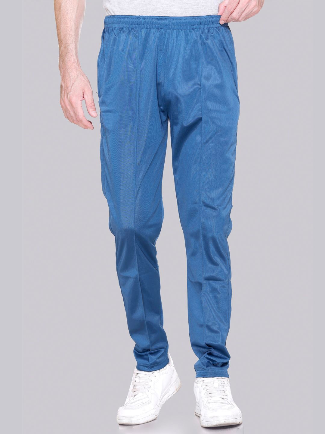 

ELPIDA Cotton Regular Fit Track Pants, Blue