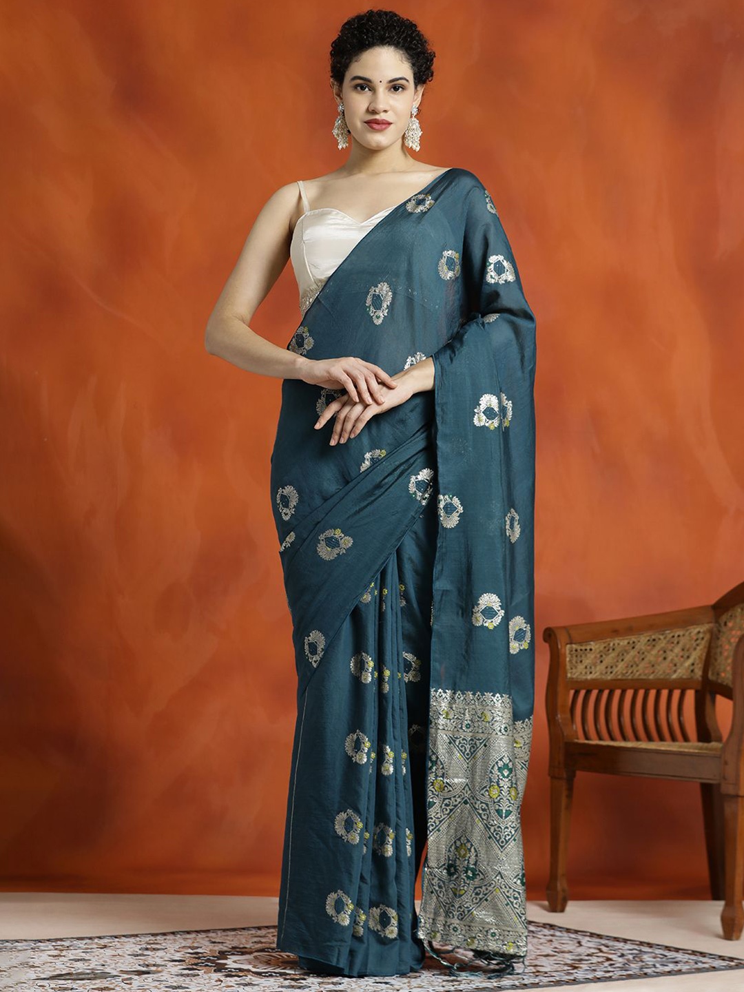 

Jaipur Kurti Silk Blend Banarasi Zari Woven Saree, Teal