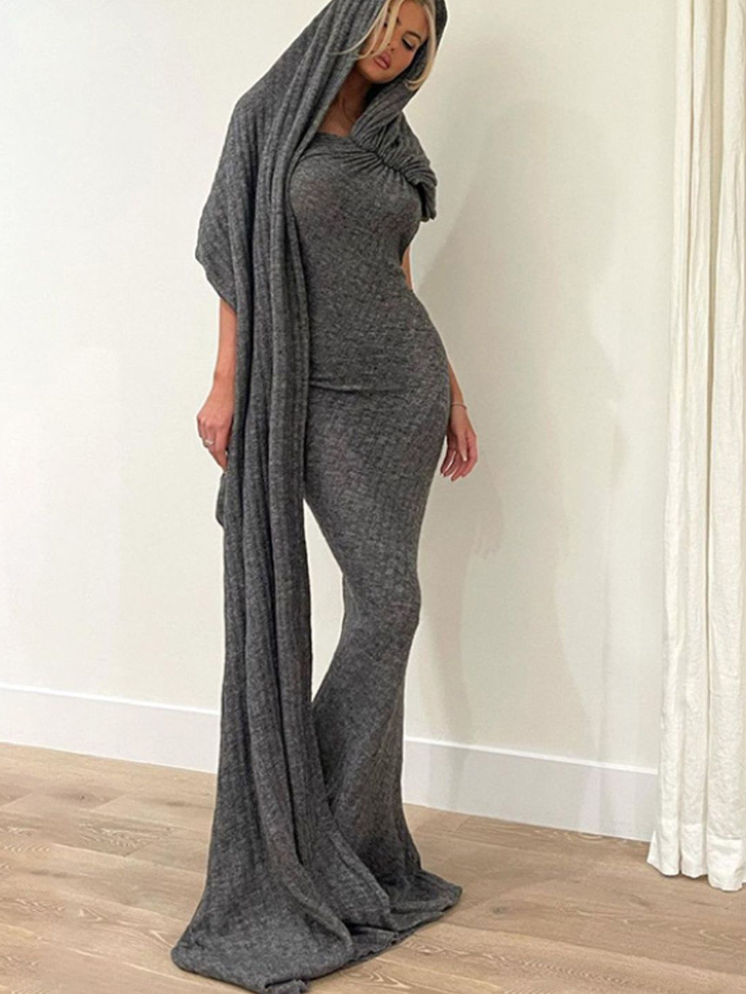 

StyleCast Solid Flared Sleeves Maxi Dress, Grey