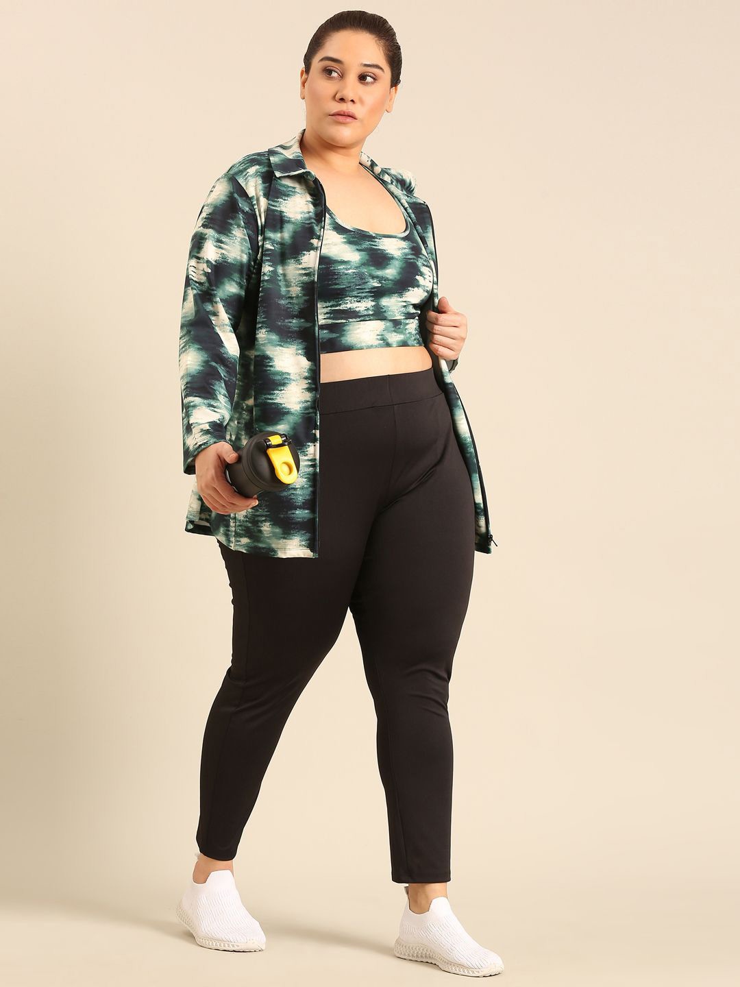 

The Pink Moon Plus size Printed Full Coverage Sports Bra, Green