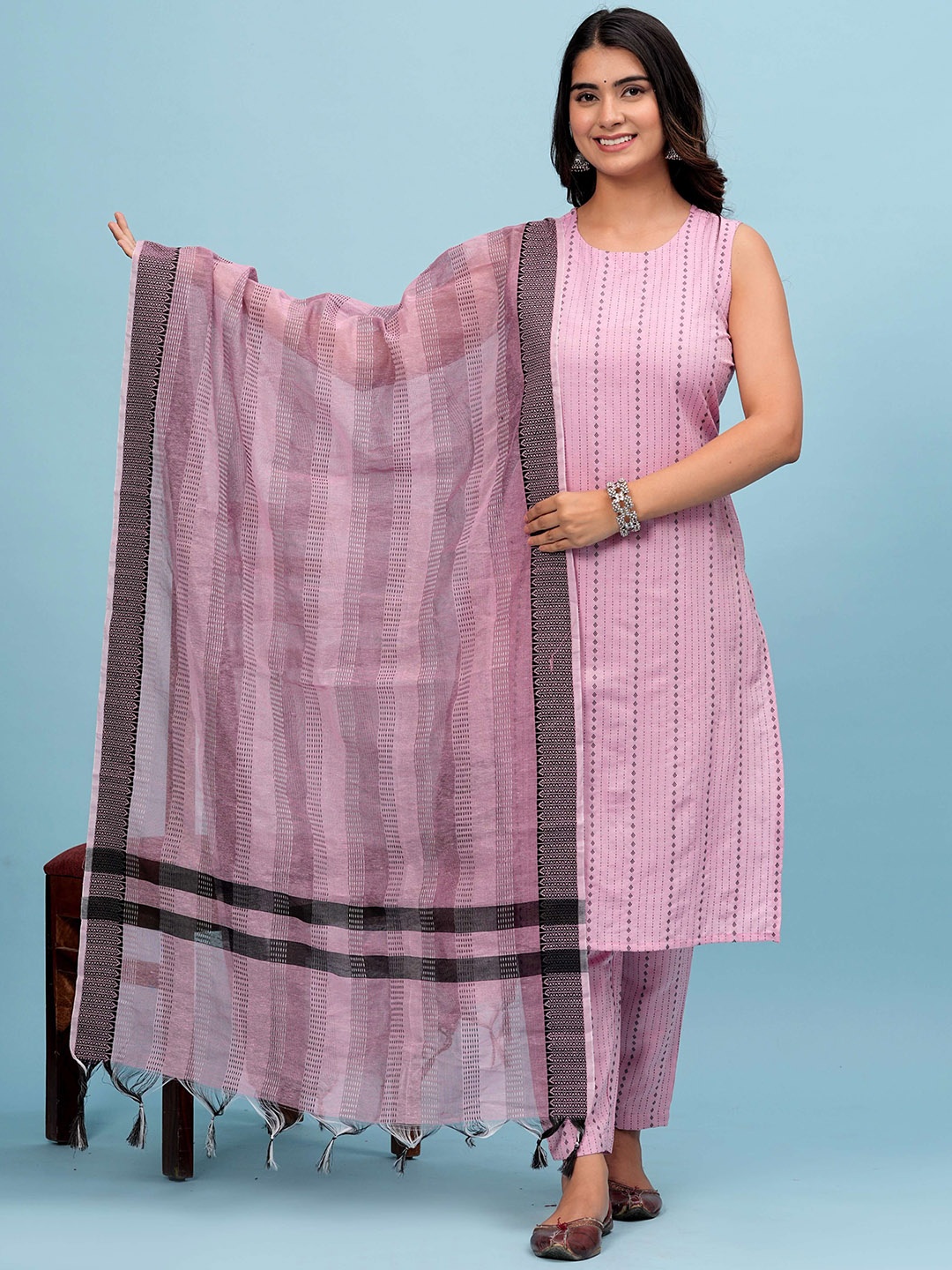 

HEARTLOOM Striped Sleeveless Pure Cotton Straight Kurta With Trousers & Dupatta, Pink