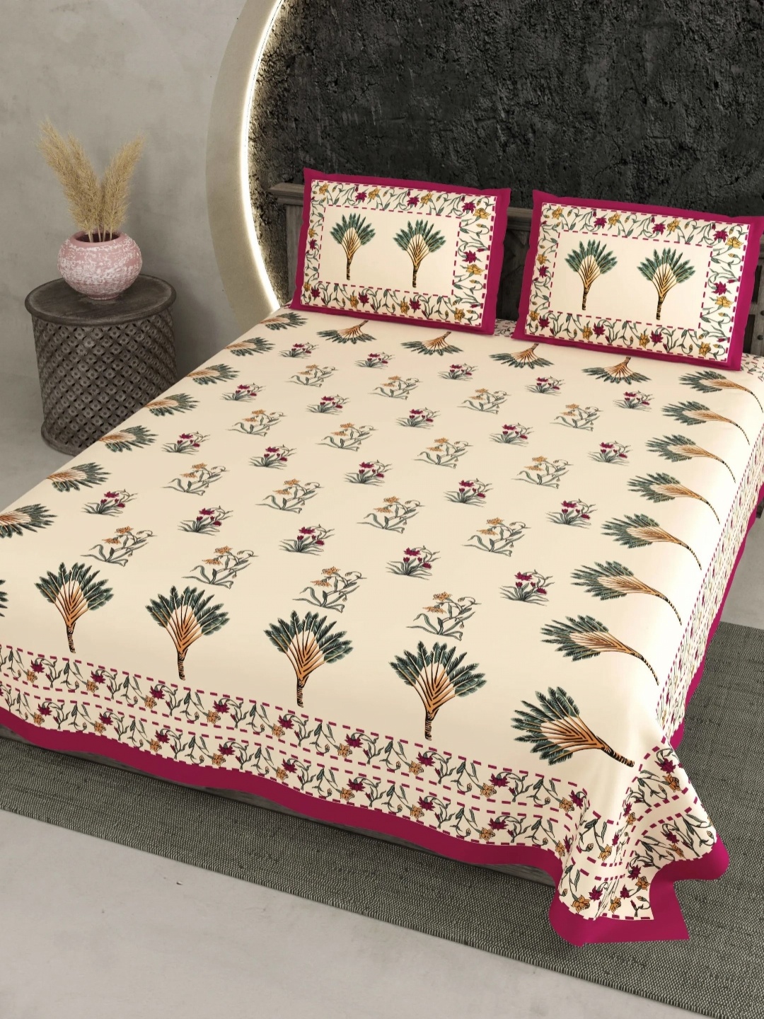 

LIVING ROOTS Pink & Beige Floral Cotton 210 TC King Bedsheet with 2 Pillow Covers
