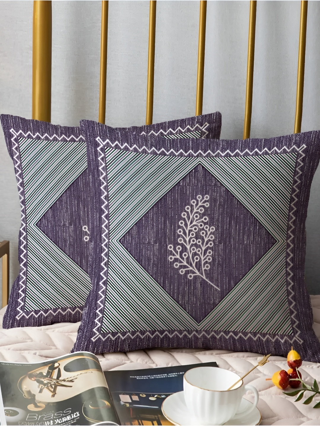 

LIVING ROOTS Purple & White 8 Pieces Floral Printed Cotton Diwan Set