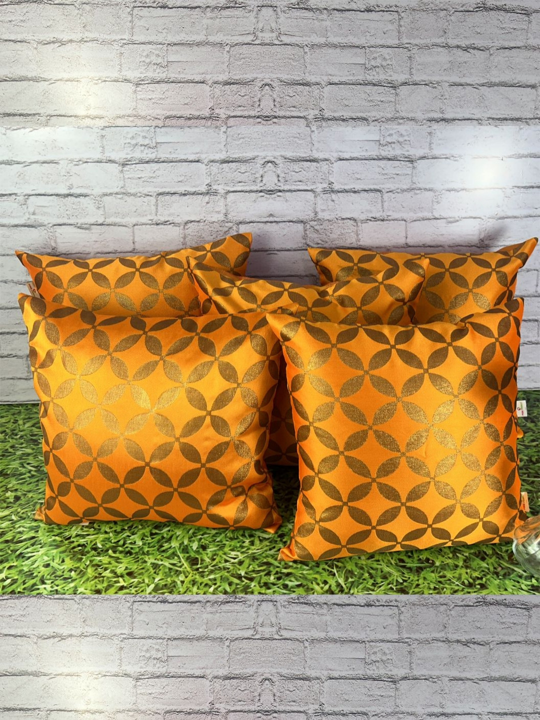 

Pink Parrot Yellow & Gold-Toned 5 Pieces Floral Jacquard Square Cushion Covers