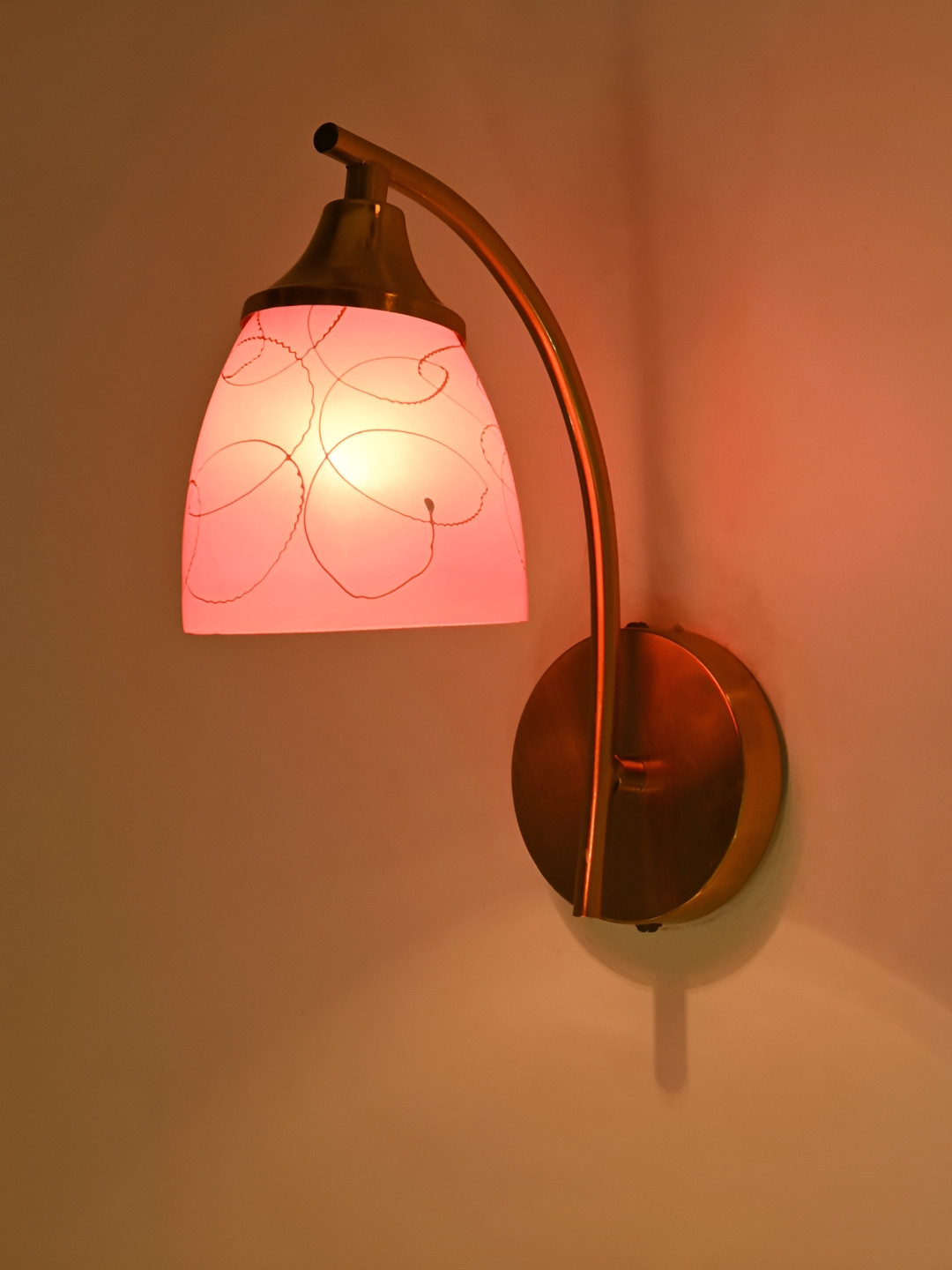 

Afast Gold-Toned & Pink Printed Glass Bell Shaped Wall Lamp