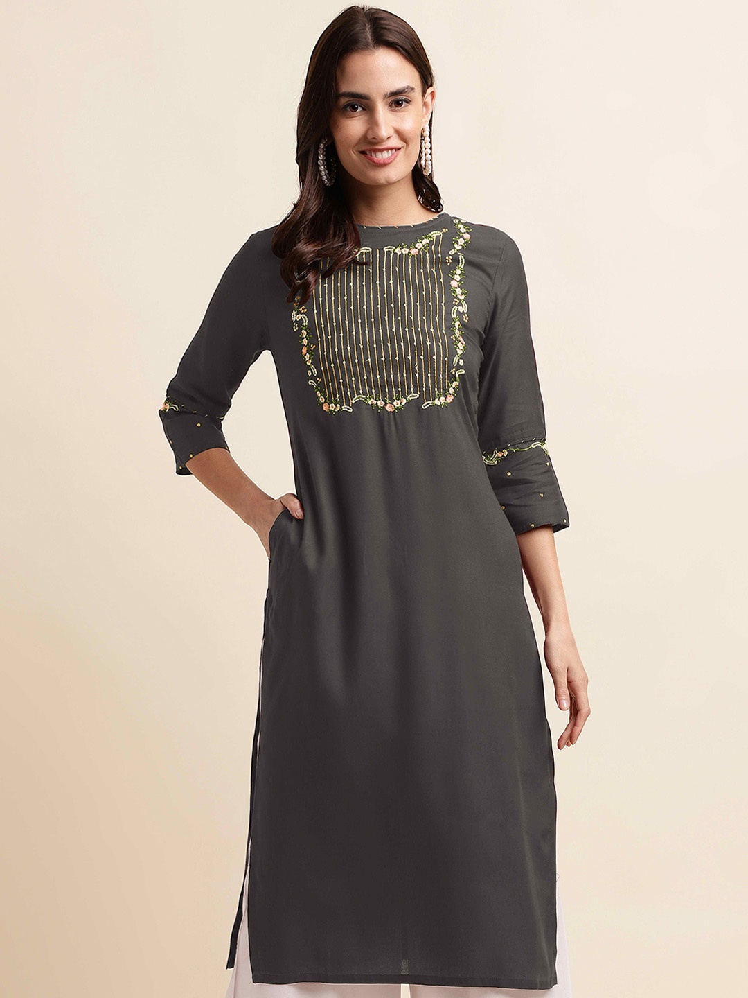 

MIRCHI FASHION Floral Embroidered Thread Work Straight Kurta, Grey