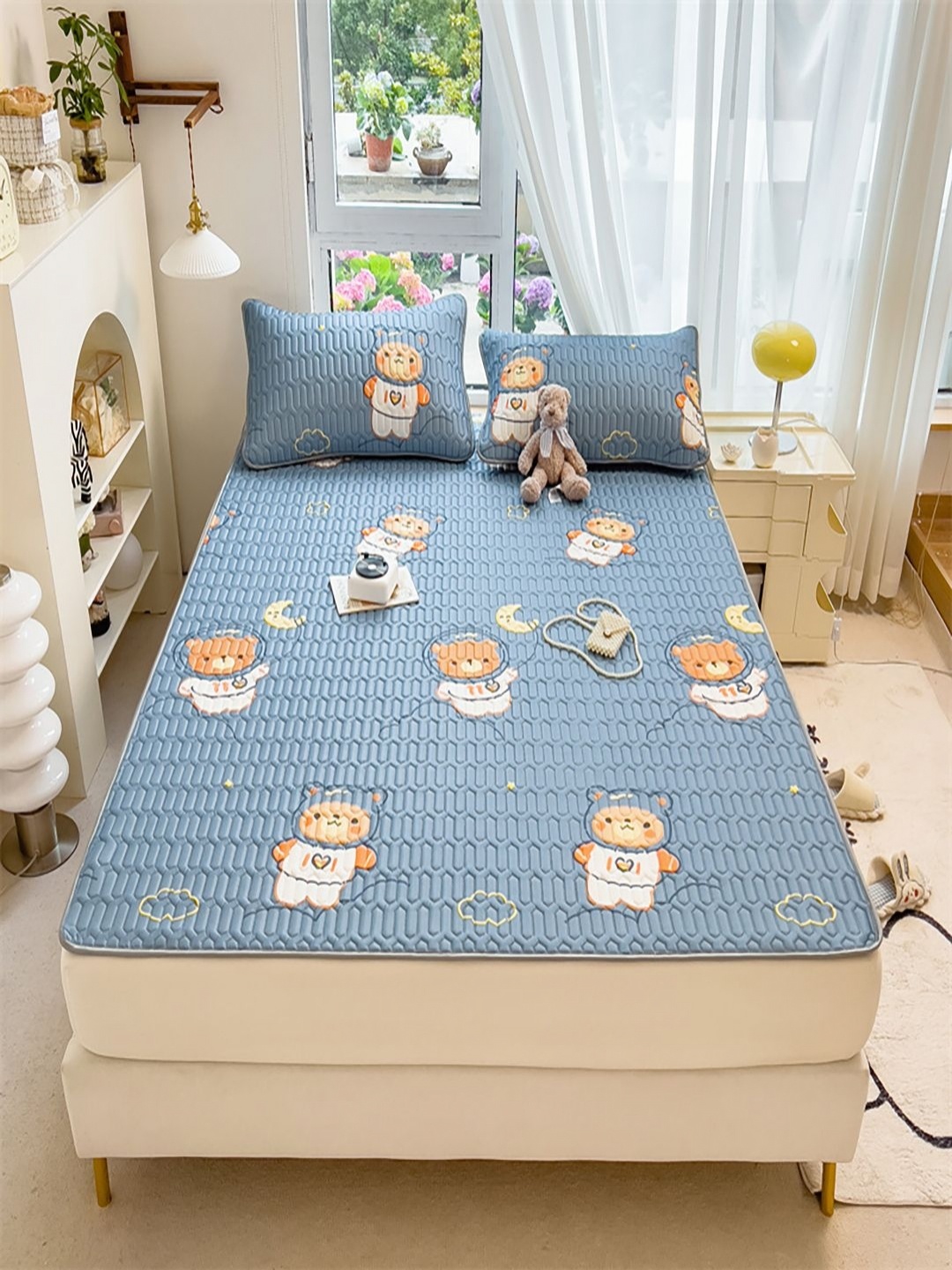 

JC HOME Blue & Orange Graphic 160 TC Fitted King Bedsheet with 2 Pillow Covers