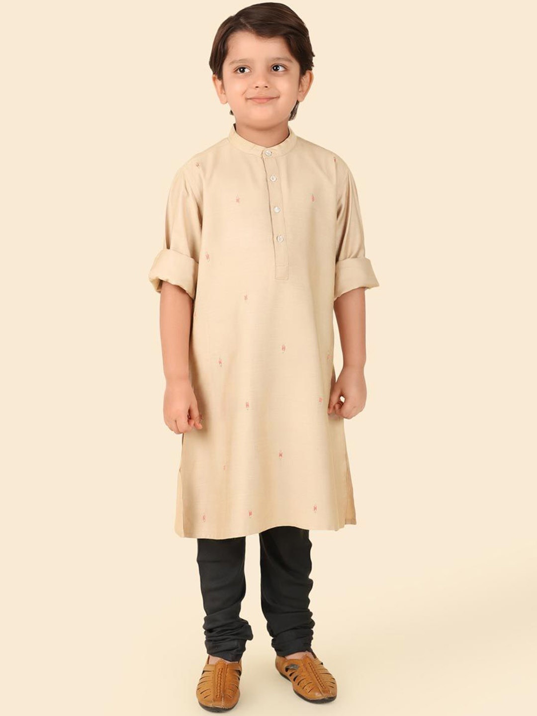 

Fabindia Boys Floral Embroidered Band Collar Straight Kurta, Beige