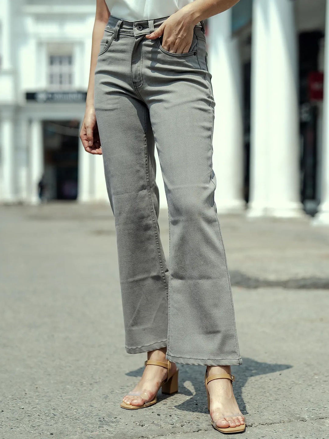 

SALT ATTIRE Women Flared Mid-Rise Jeans, Grey