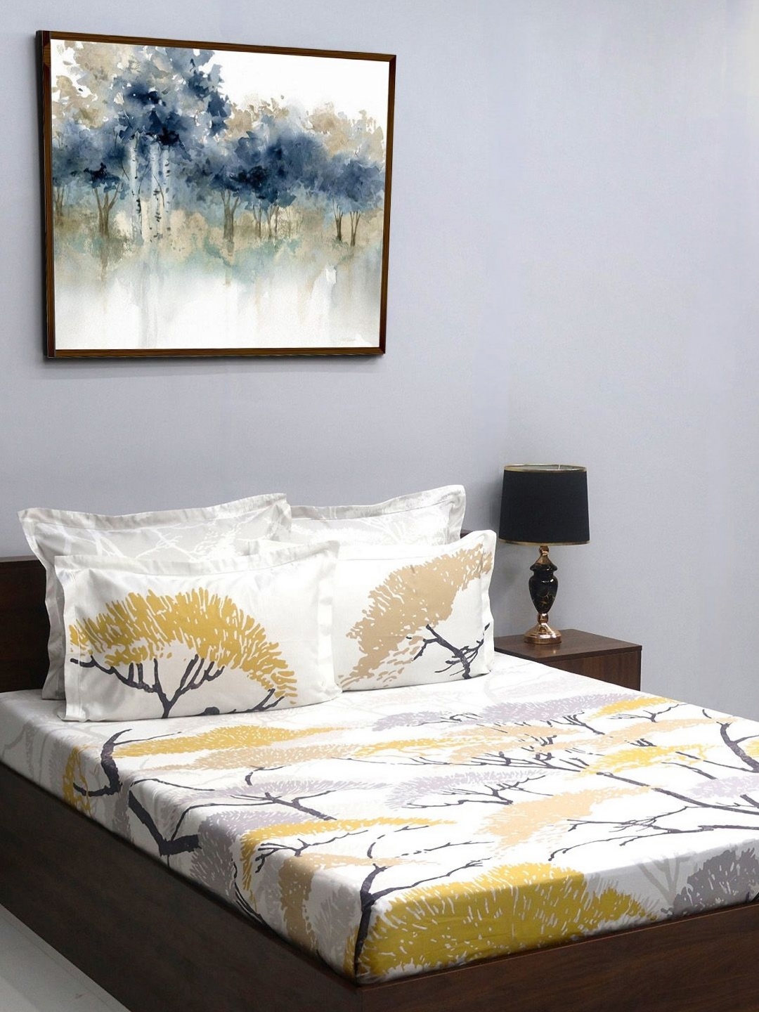 

BOMBAY DYEING Urban Living Yellow Printed Cotton 400 TC King Bedsheet with 4 Pillow Covers