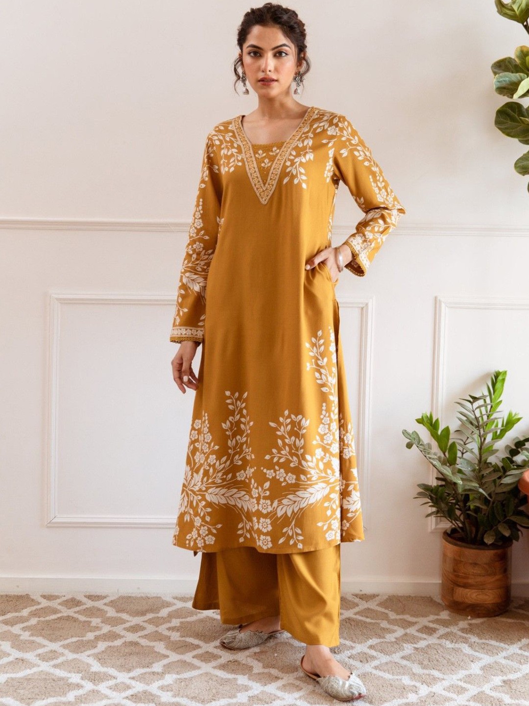 

AUTUMN LANE Ethnic Motifs Printed Beads and Stones Pure Cotton Kurta With Palazzos, Yellow