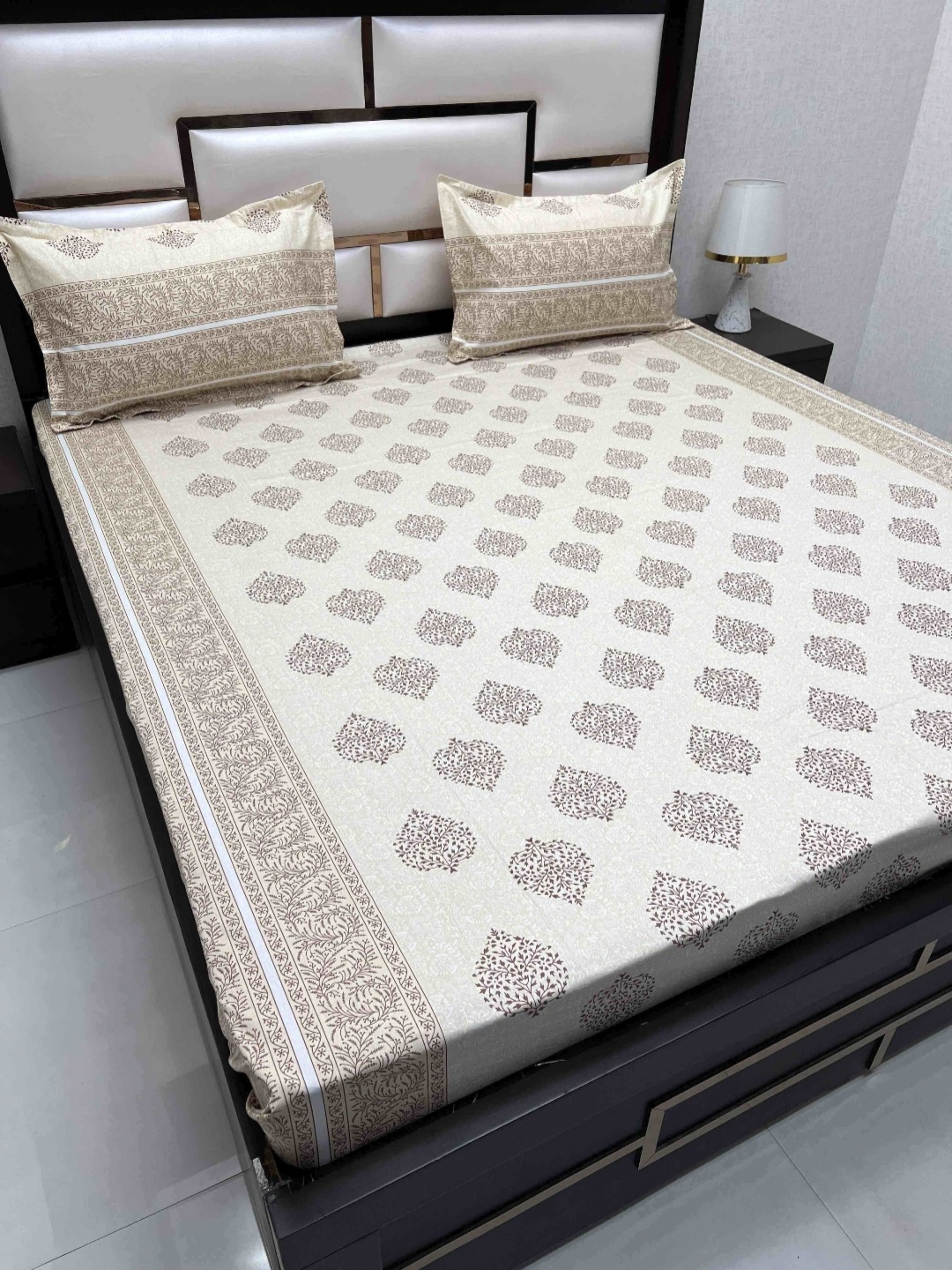 

Pure Decor Royal Passion Yellow Ethnic 300 TC Pure Cotton Queen Bedsheet & 2 Pillow Covers