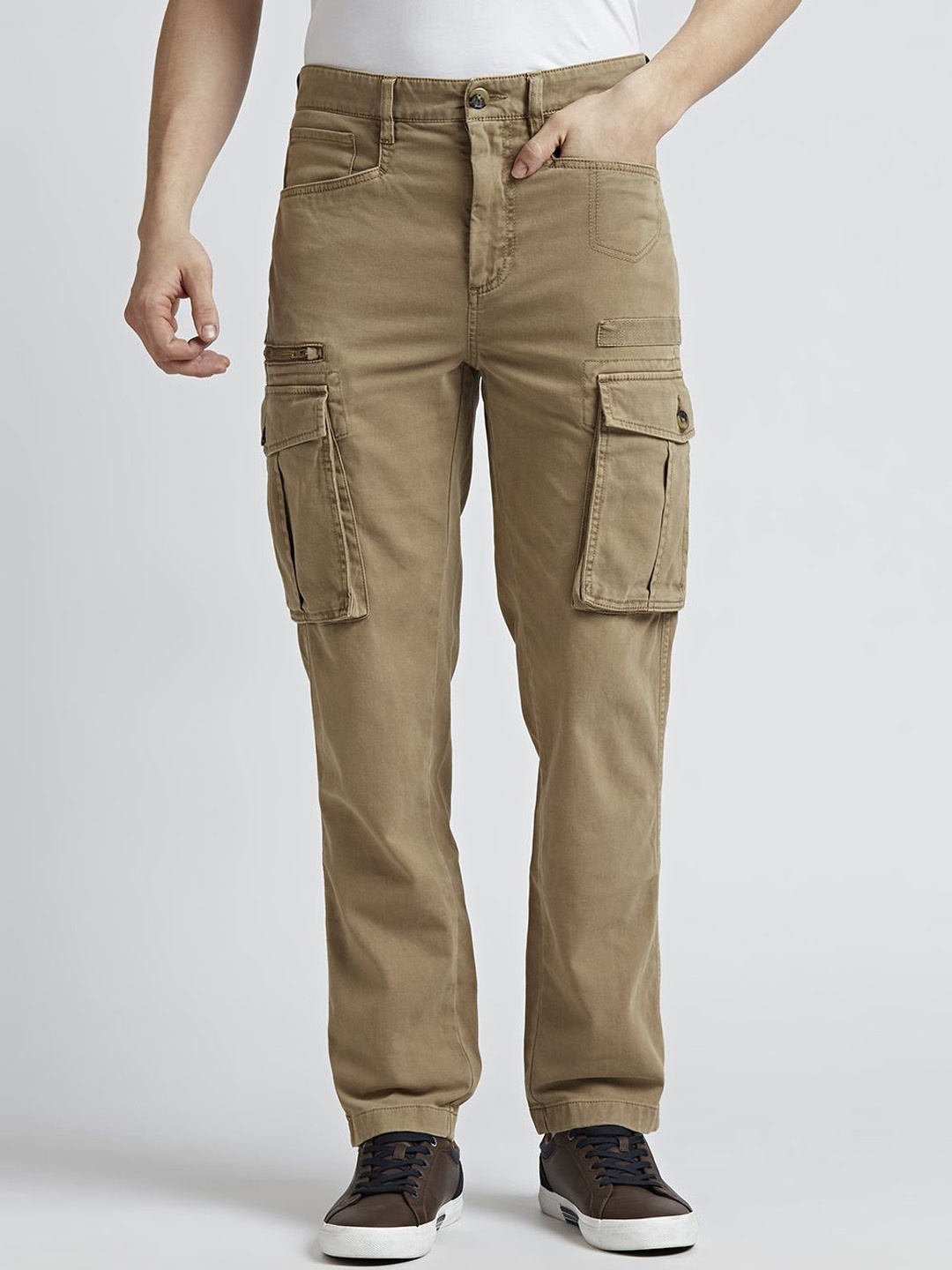

Pepe Jeans Men Mid-Rise Straight Fit Cargo, Beige
