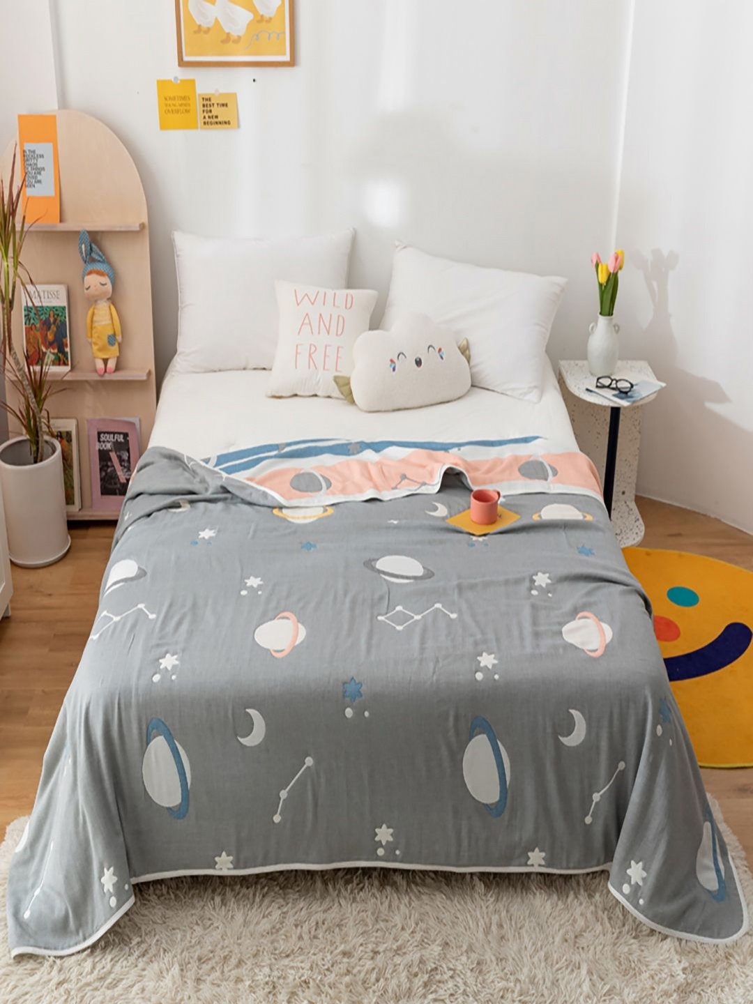 

JC HOME Grey & White Conversational 400 GSM AC Room Pure Cotton Single Bed Quilt