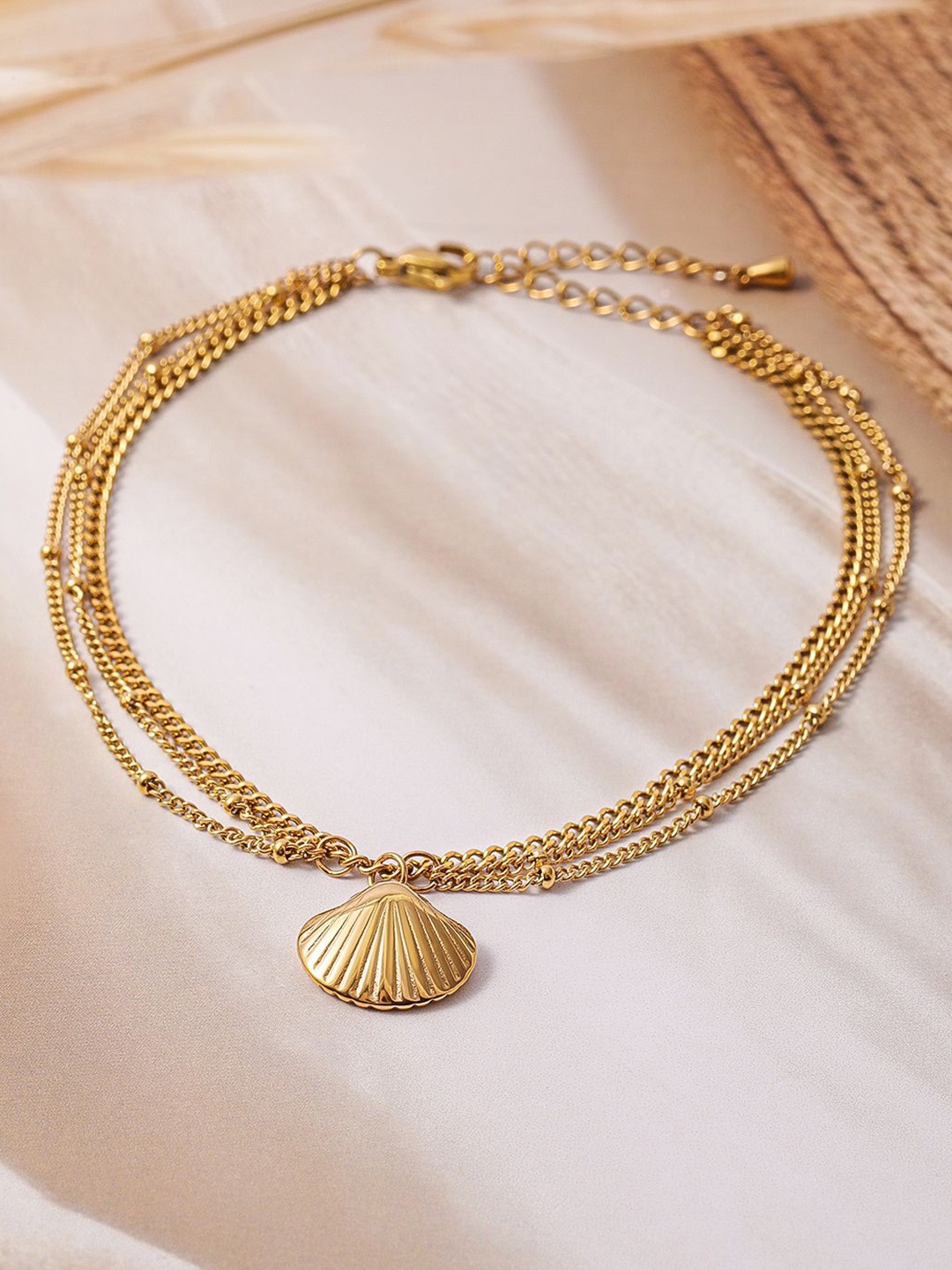 

Rubans 18K Gold Plated Stainless Steel Tarnish-Free Waterproof Demi-Fine Shell Anklet