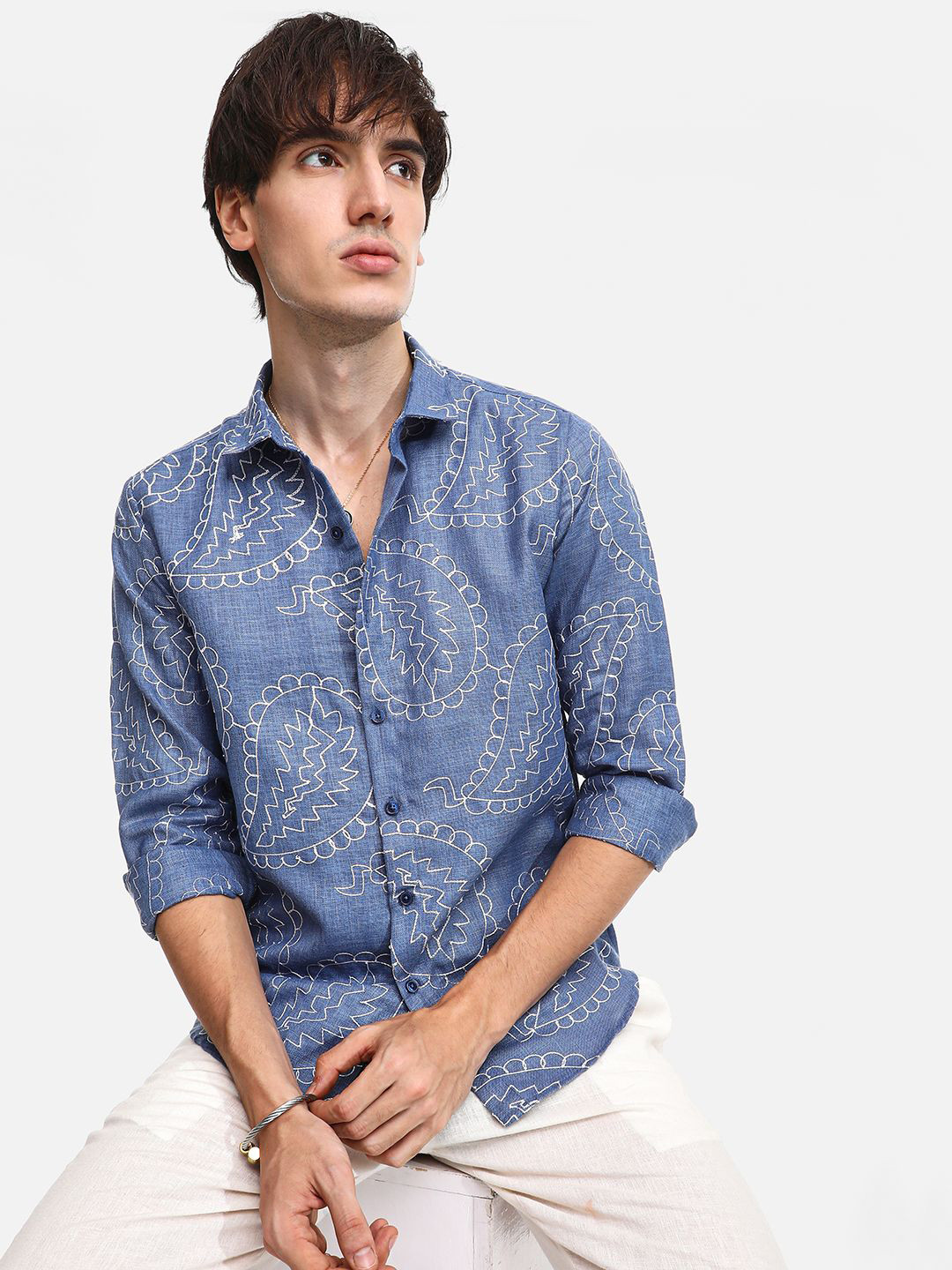 

Campus Sutra Men Comfort Spread Collar Ethnic Motifs Printed Casual Shirt, Blue