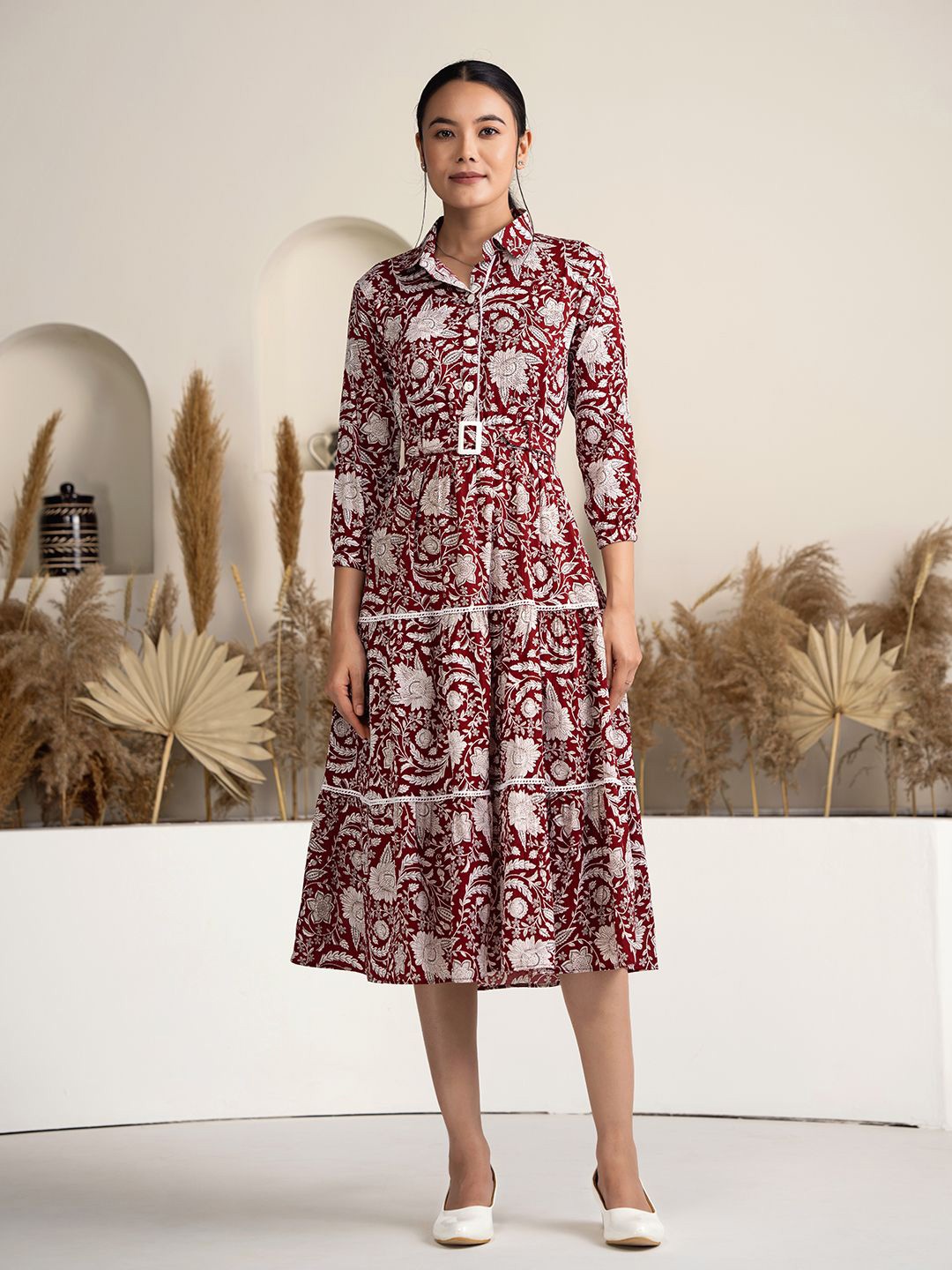 

AASK Floral Printed Puff Sleeve Tiered Fit & Flare Dress with Belt, Maroon