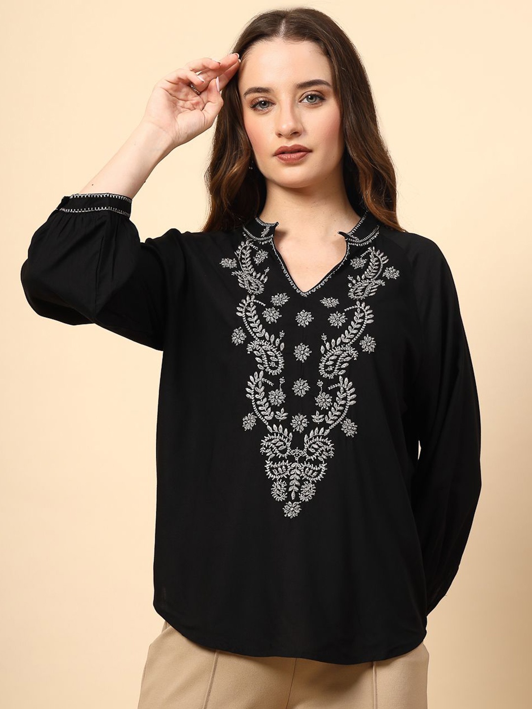 

Gipsy Mandarin Collar Embroidered Ethnic Tunic, Black