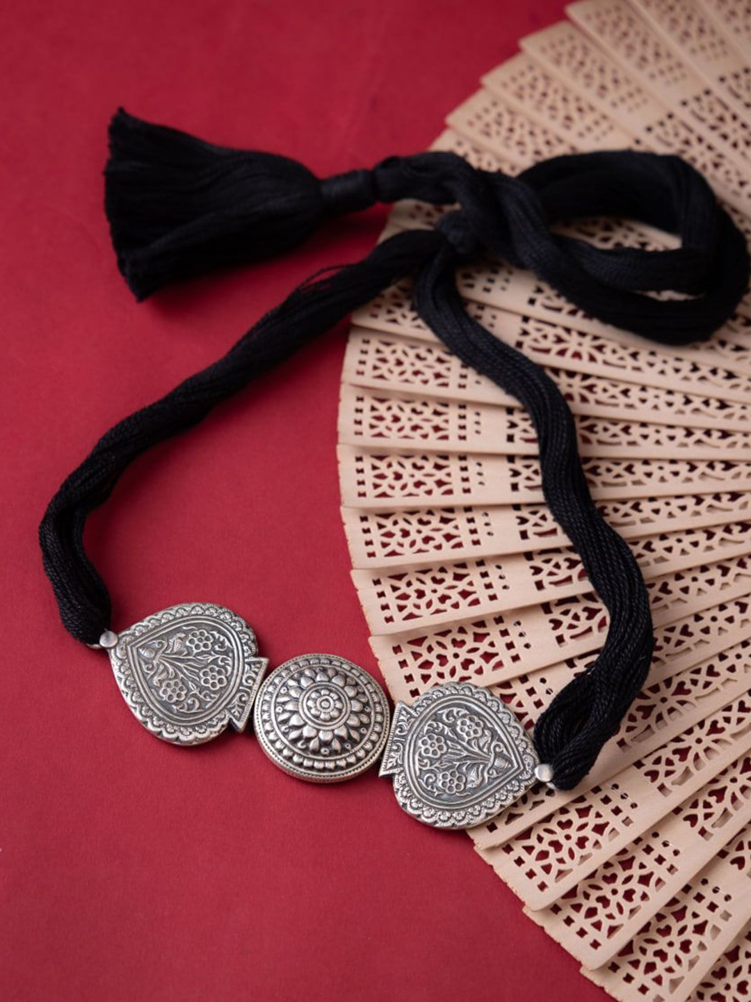 

Shyle 925 Sterling Silver Statement Necklace