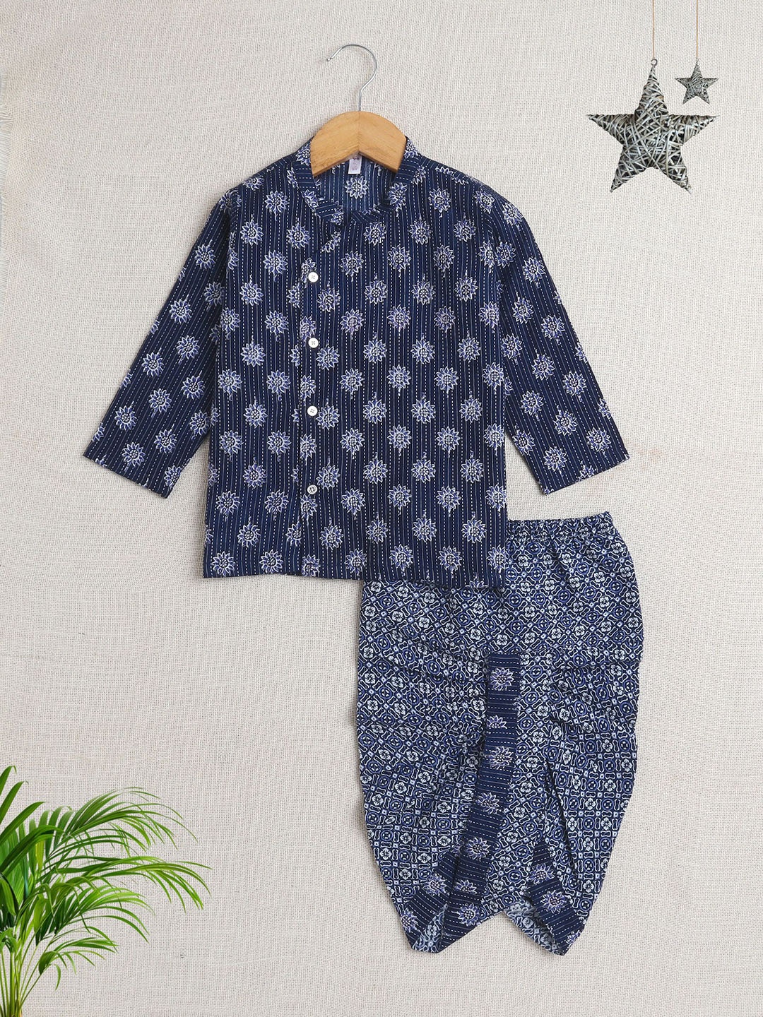 

The Magic Wand Boys Floral Printed Mandarin Collar Pure Cotton Kurta With Dhoti Pants, Navy blue