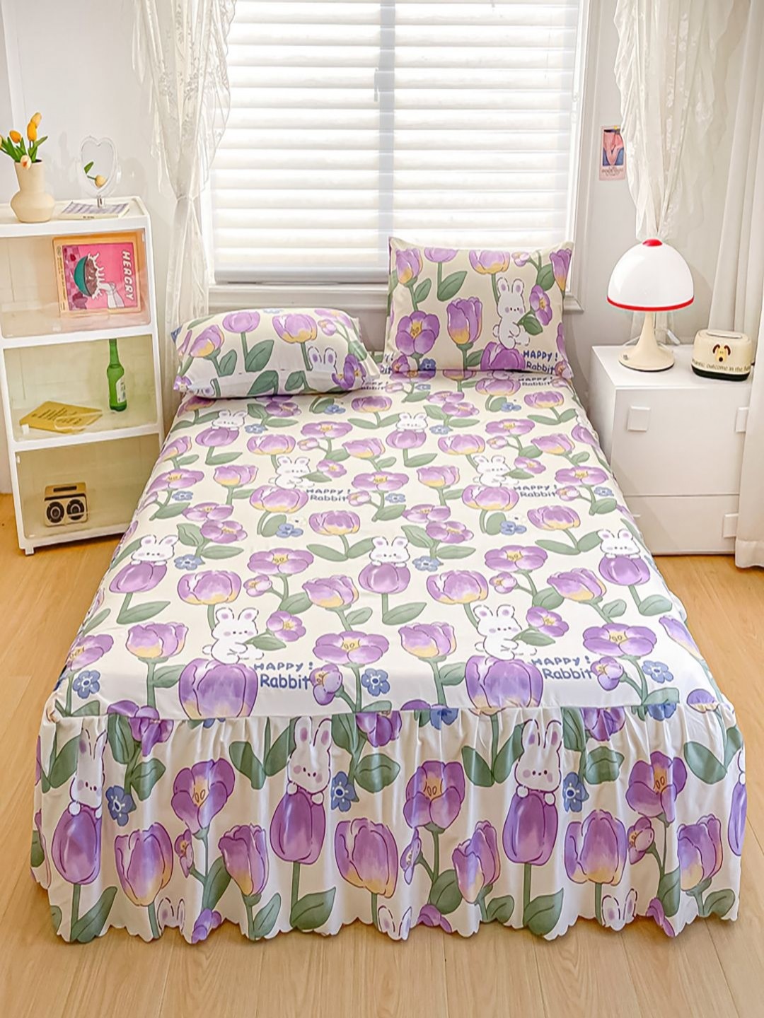 

JC HOME Cream & Purple Floral Printed 150 TC Queen Fitted Bedsheet With 2 Pillow Covers