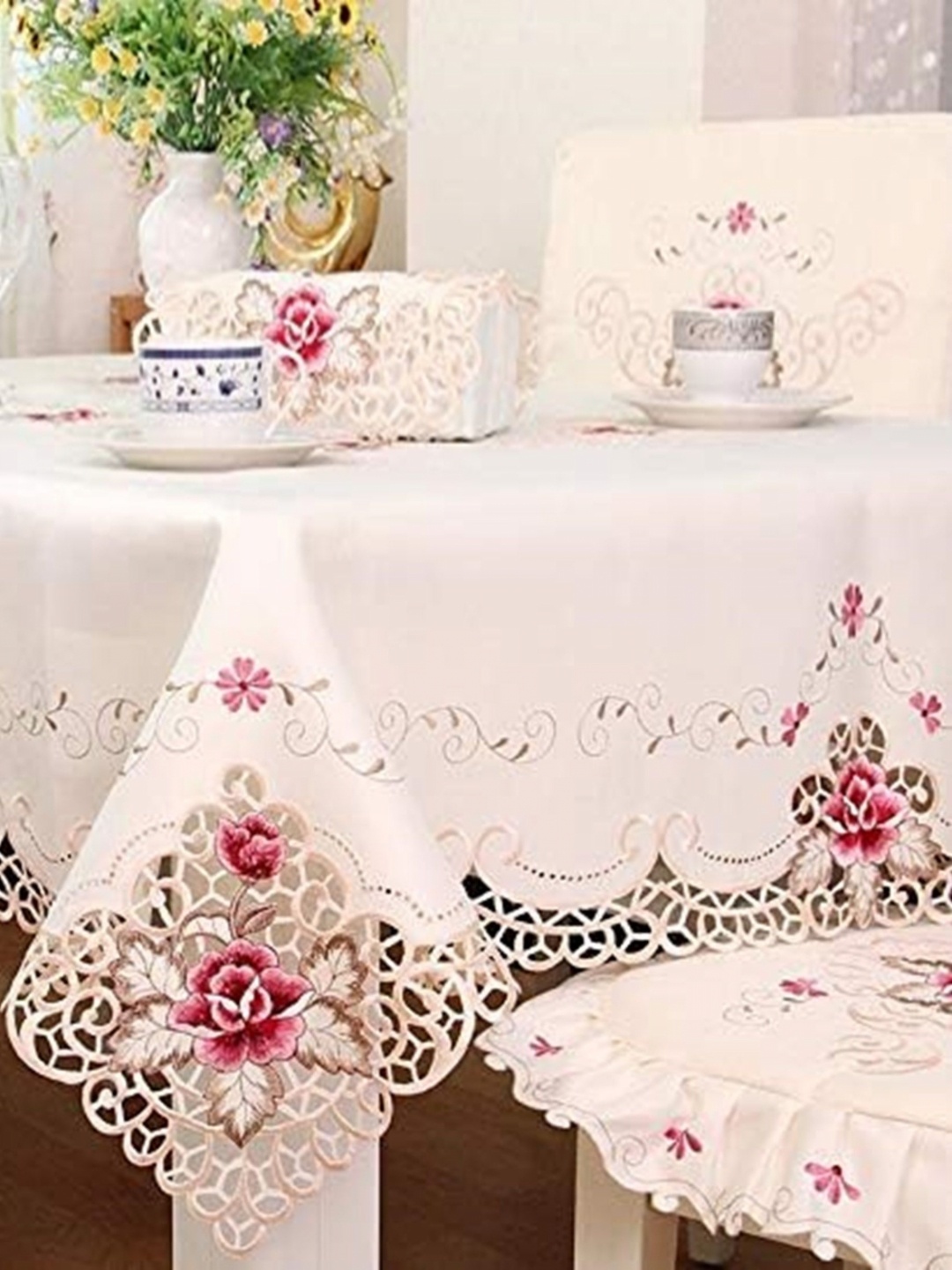 

TANLOOMS Cream-Coloured & Pink 6 Seater Floral Embroidered Rectangle Table Cover