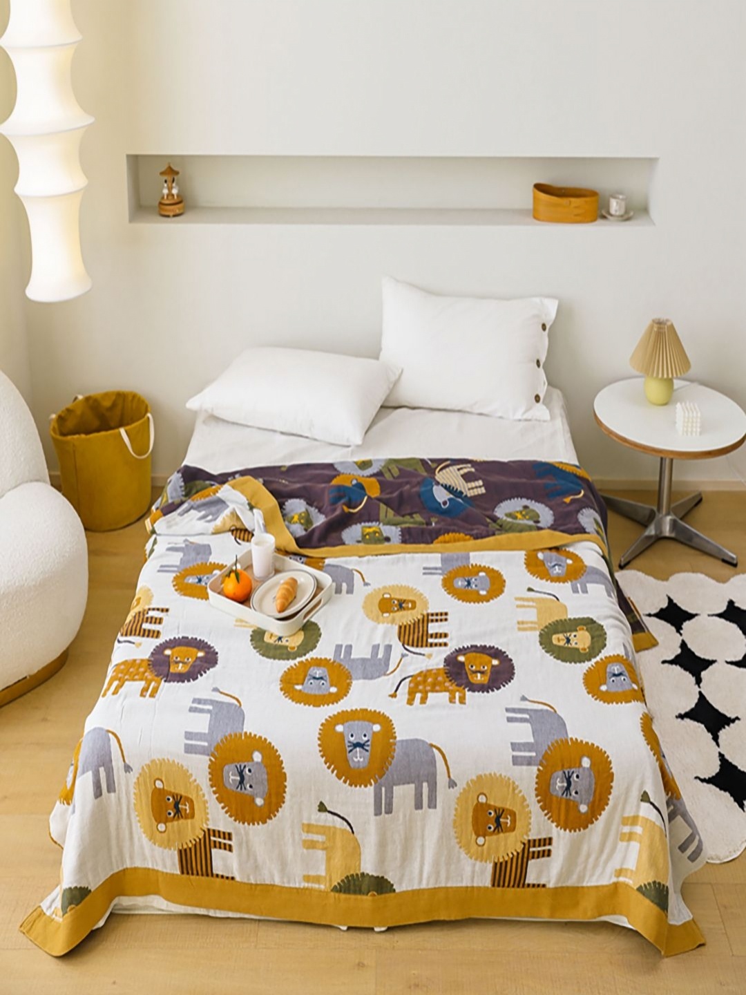 

JC HOME White & Yellow Cartoon Characters 350 GSM AC Room Pure Cotton Single Bed Quilt