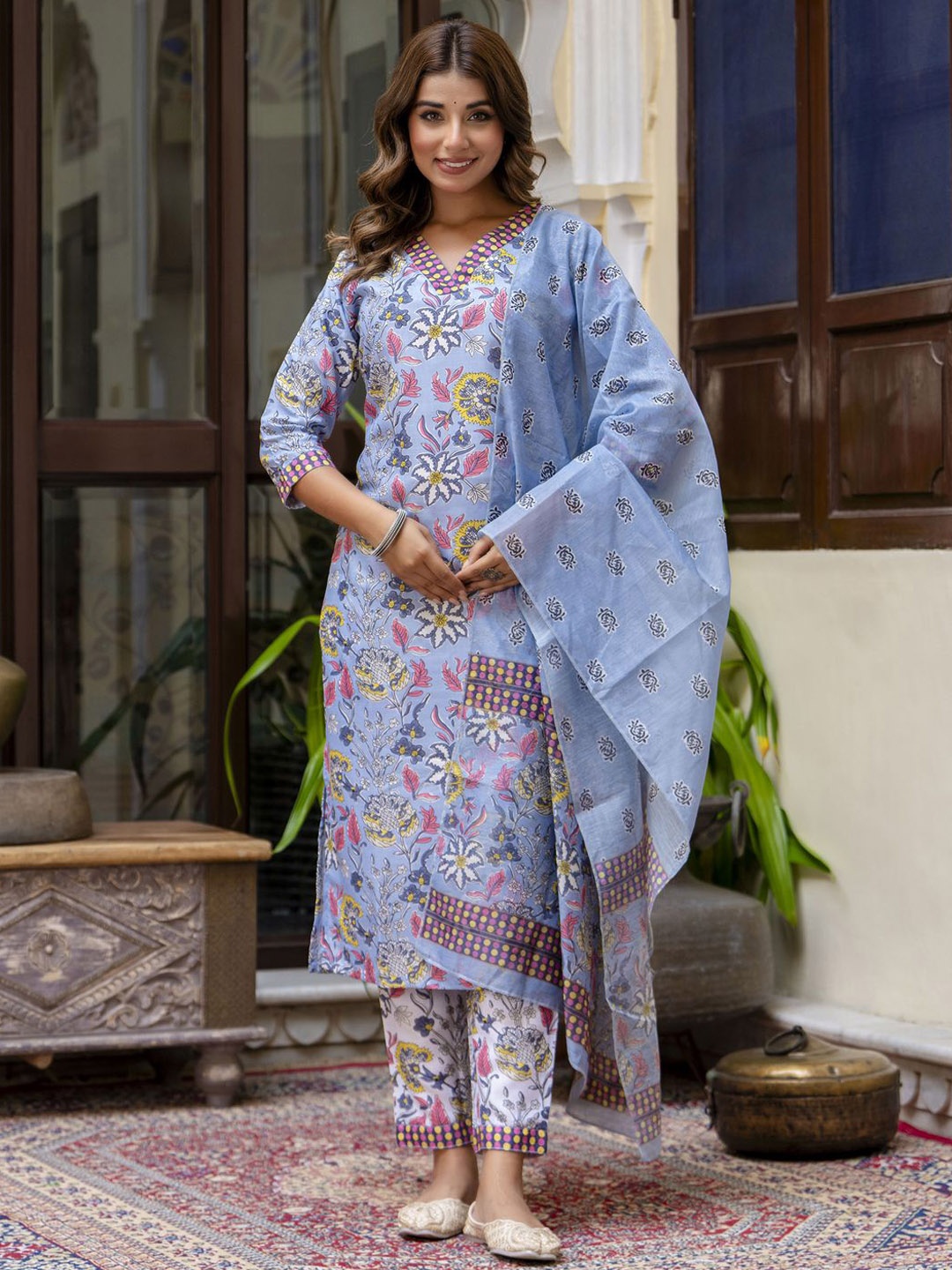 

VredeVogel Floral Printed V Neck Straight Kurta & Trousers With Dupatta, Blue